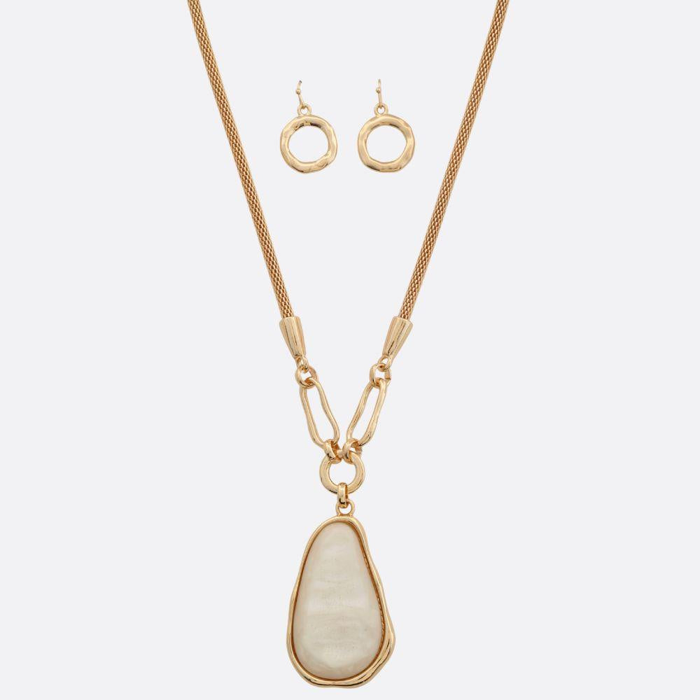 3250357 NECKLACE