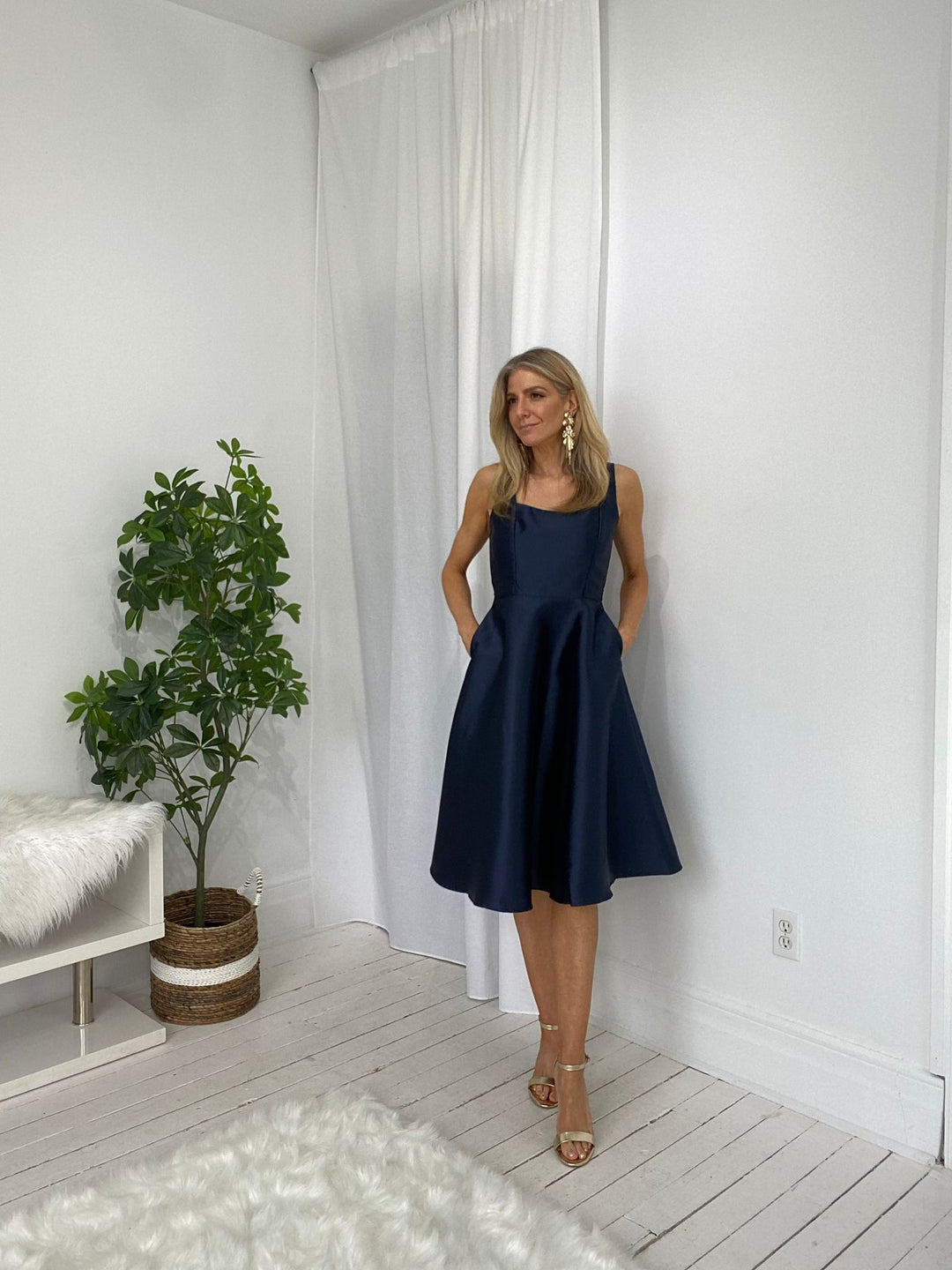 4230051 DRESS