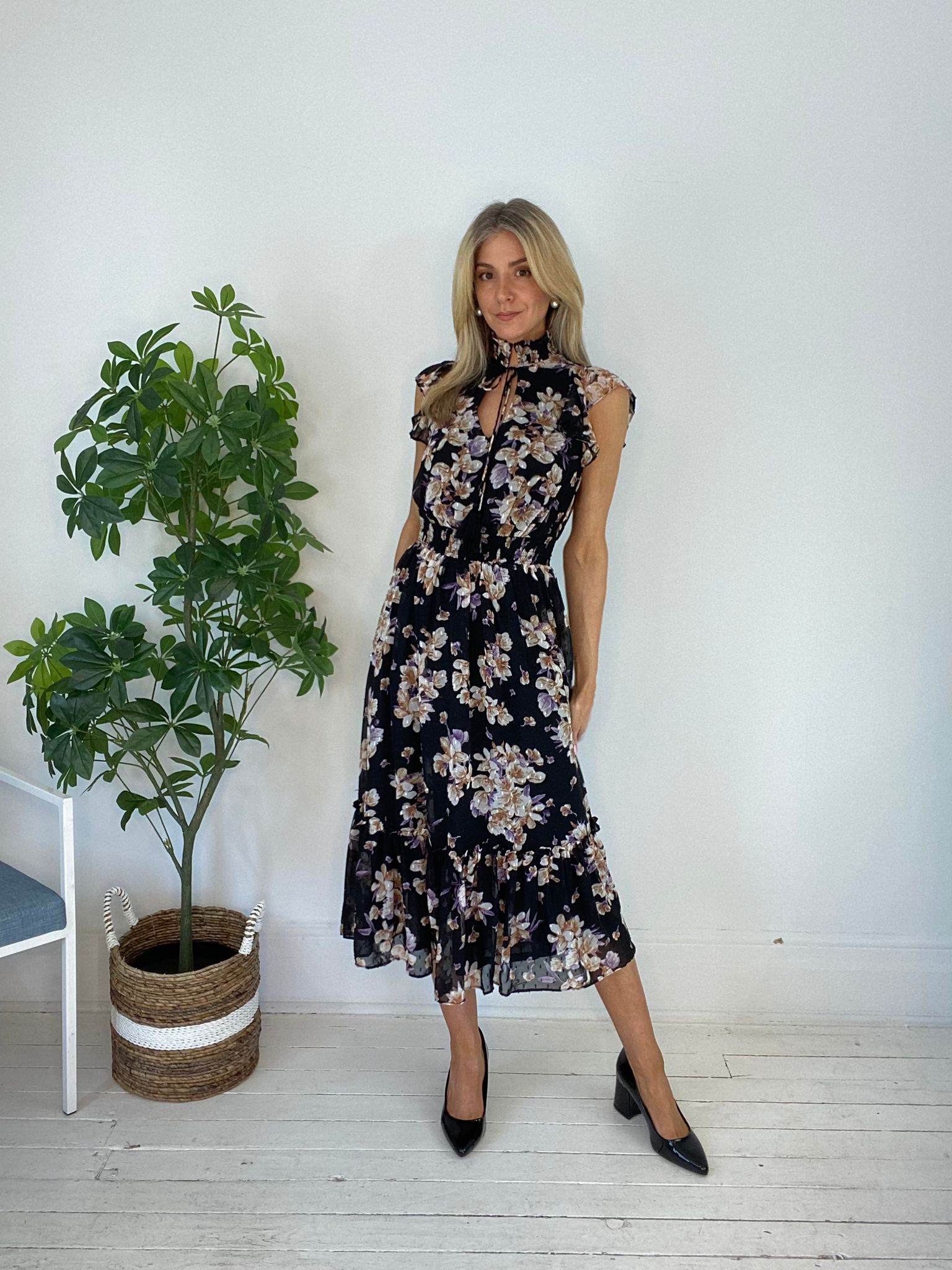 8230089 DRESS