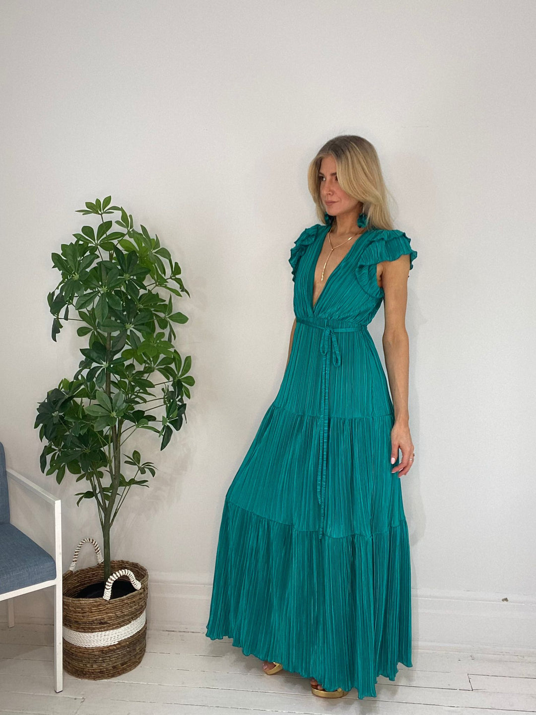 8230201 DRESS