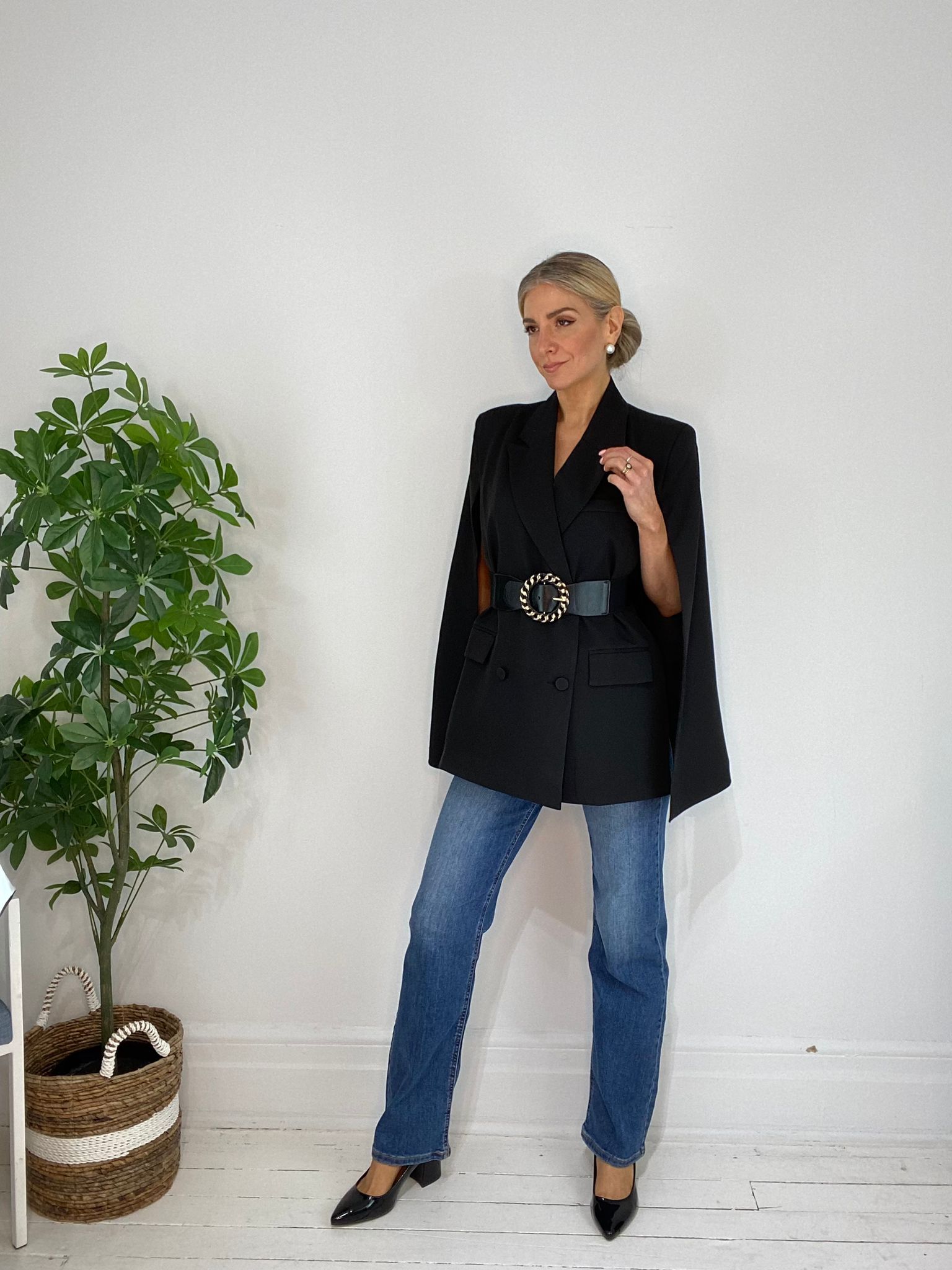 8230150 CAPE BLAZER