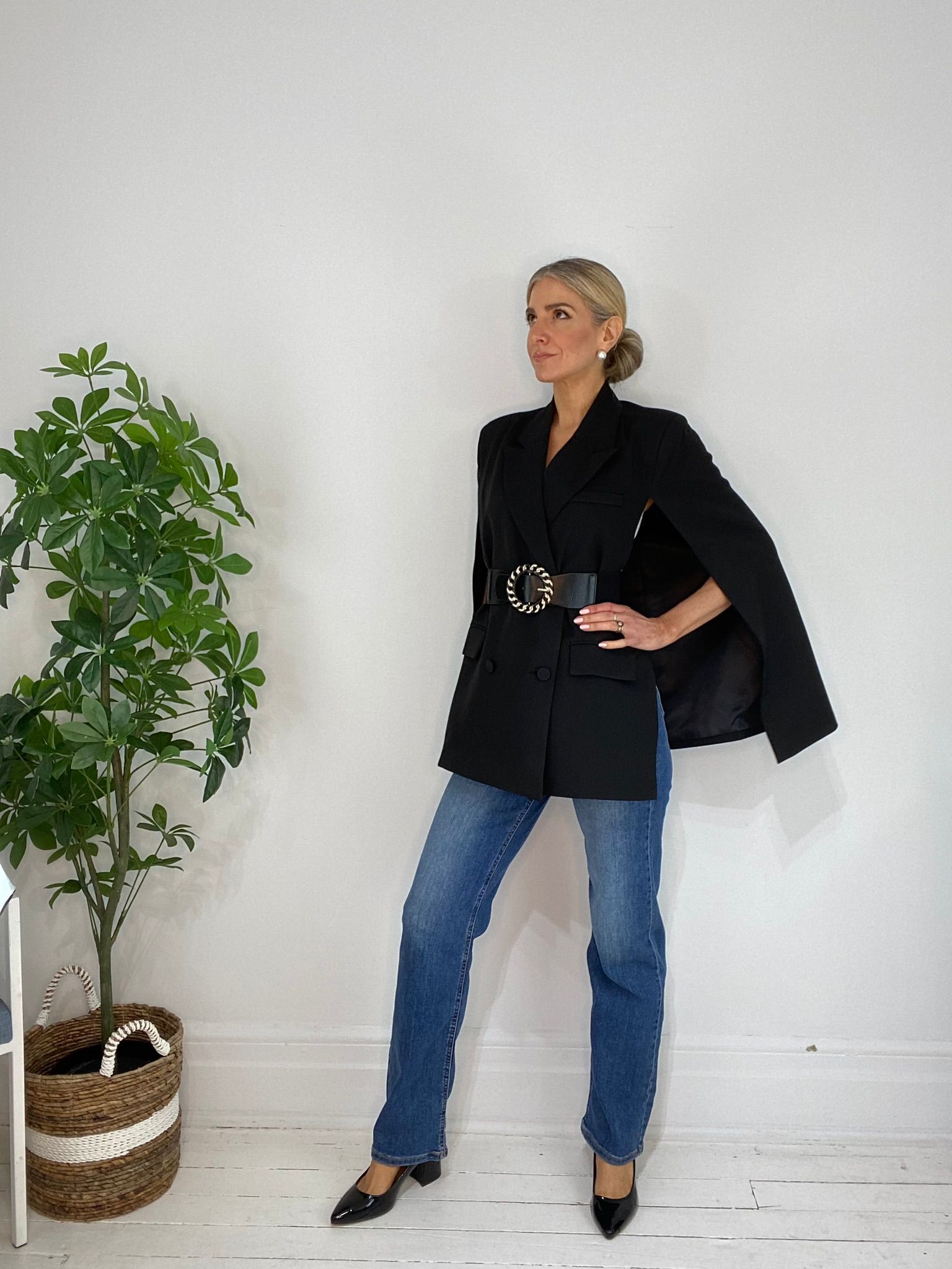 8230150 CAPE BLAZER