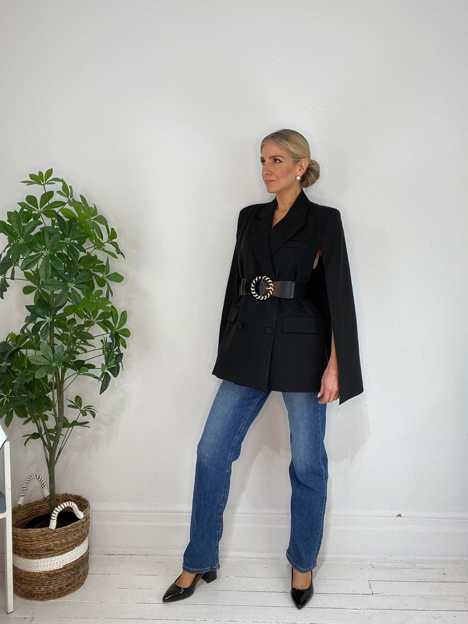 8230150 CAPE BLAZER