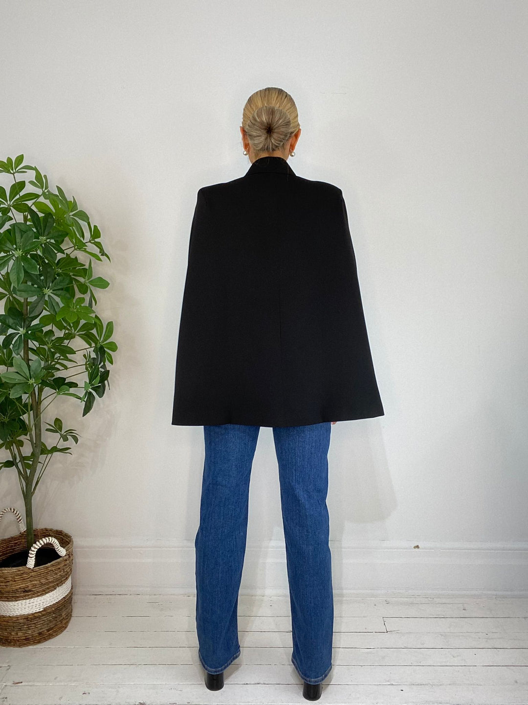 8230150 CAPE BLAZER