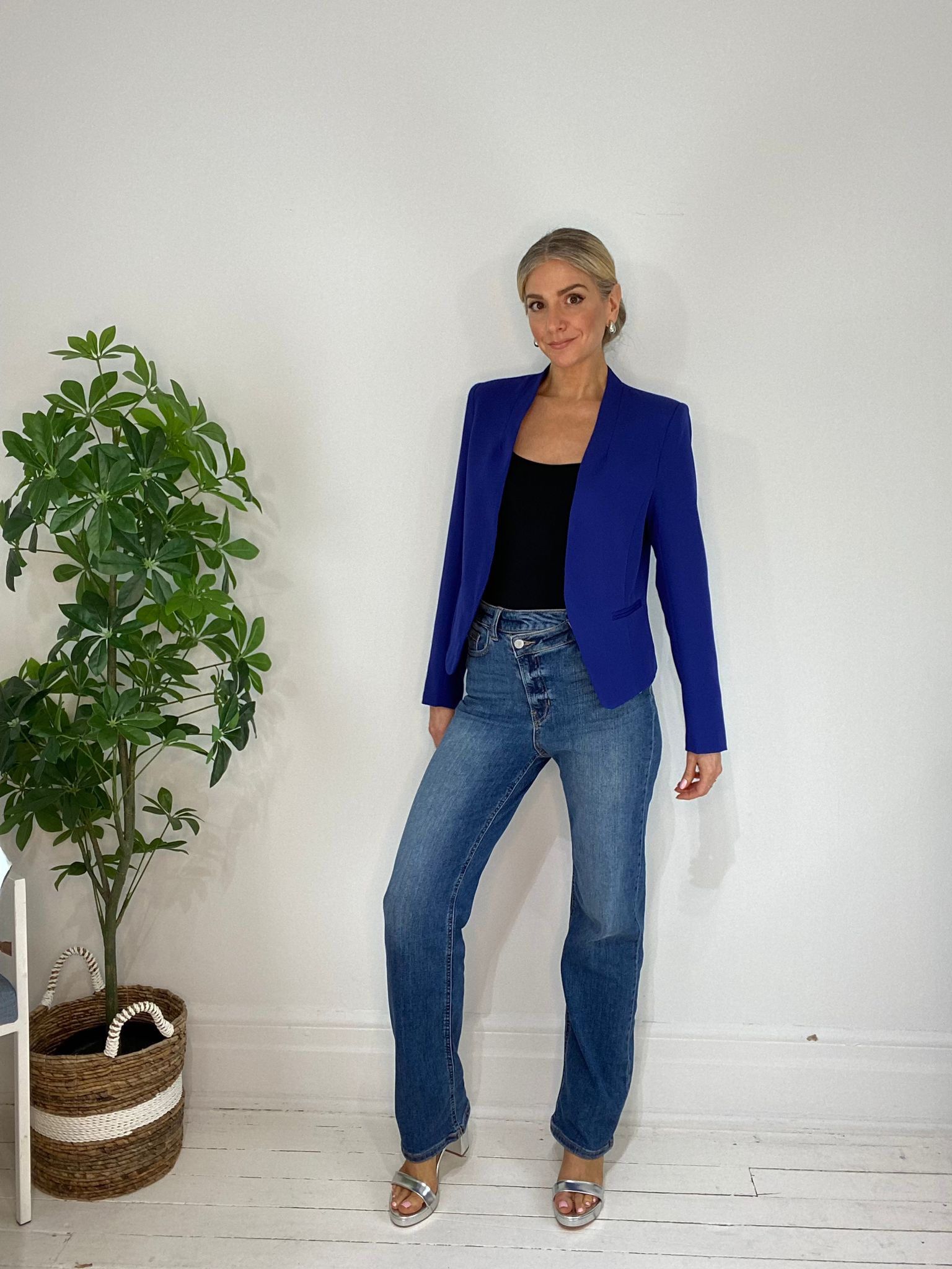 8230147 BLAZER