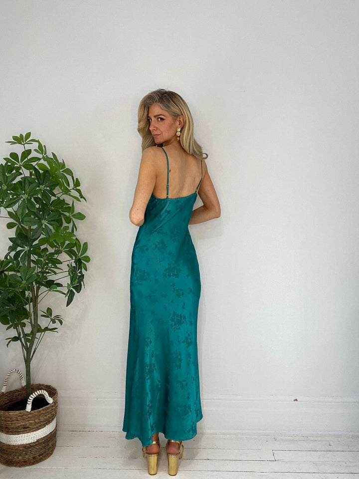8230057 DRESS - Zumel &amp; Co