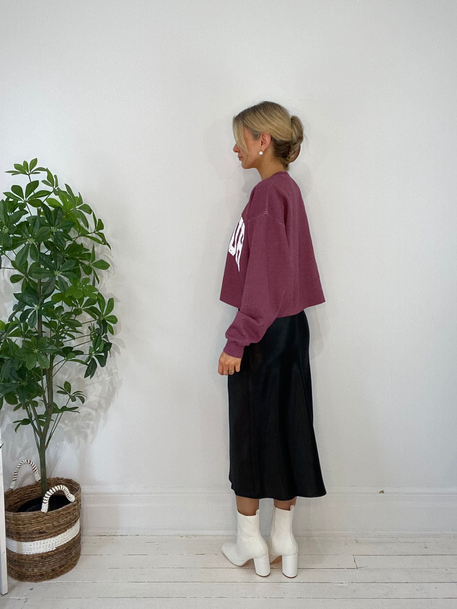 8230237 SWEATER