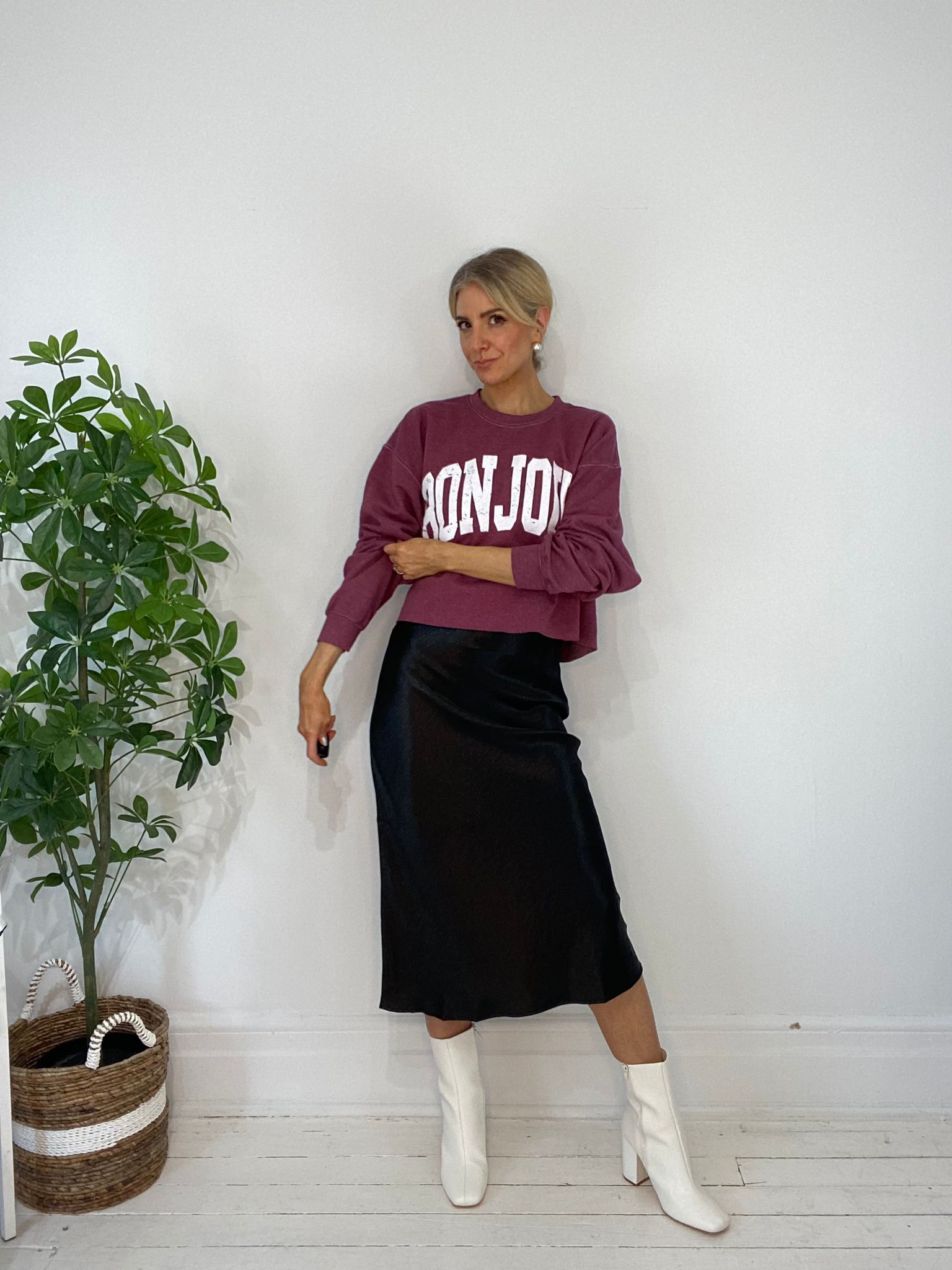 8230237 SWEATER
