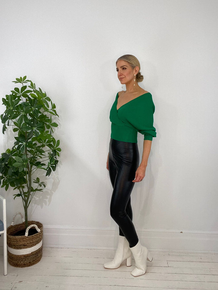 8230107 SWEATER