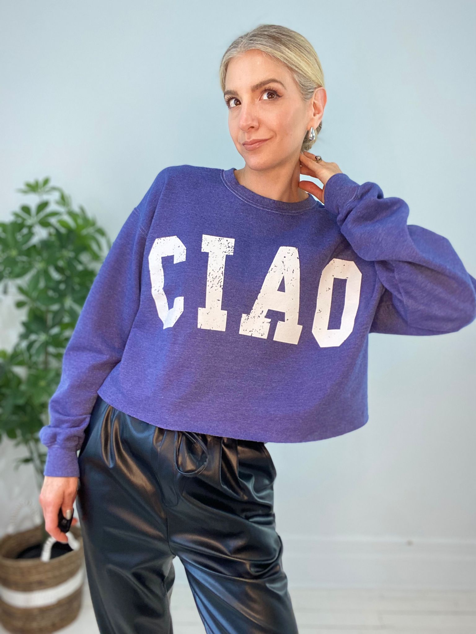 8230238 SWEATER