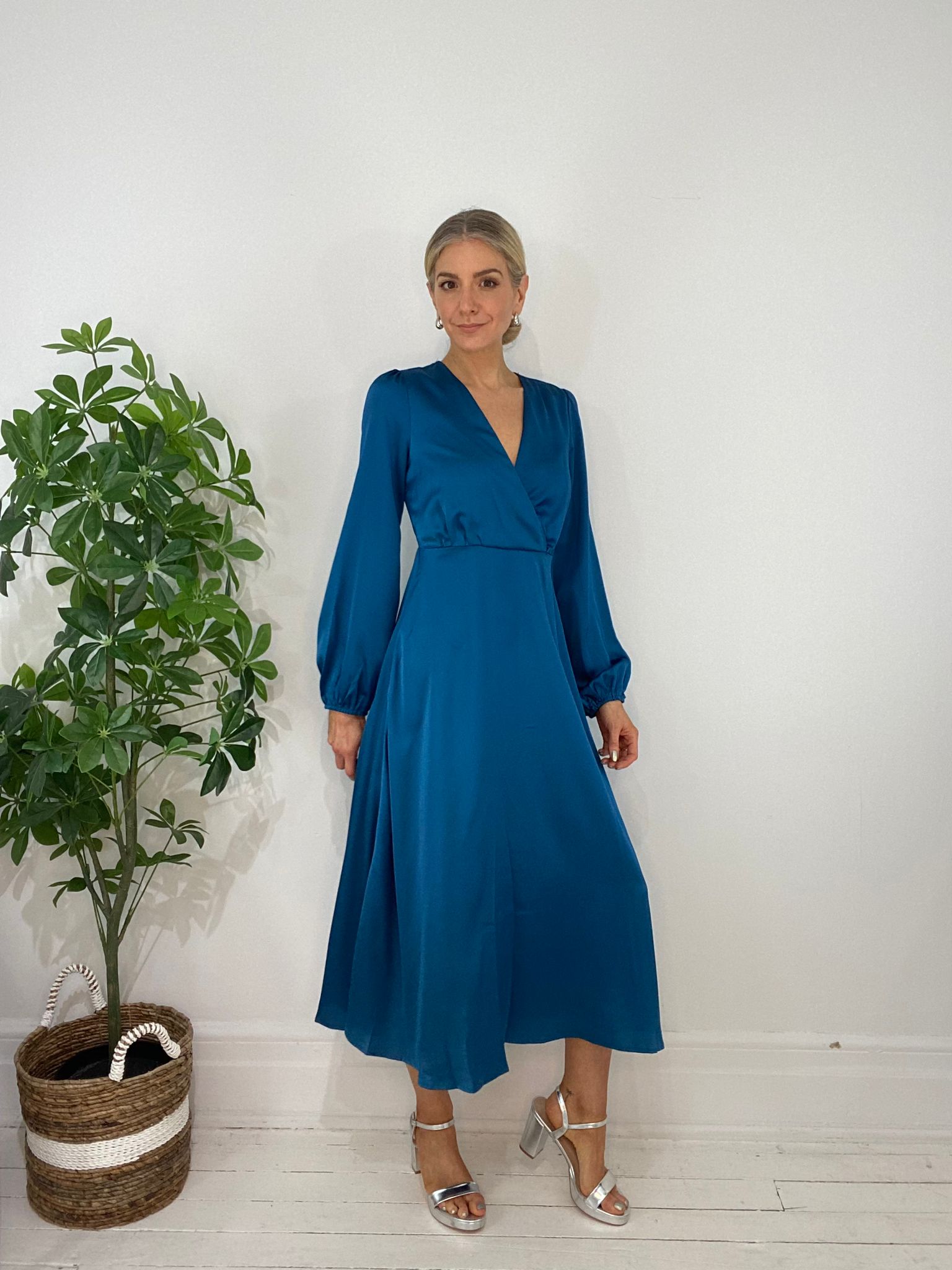 8230206 DRESS