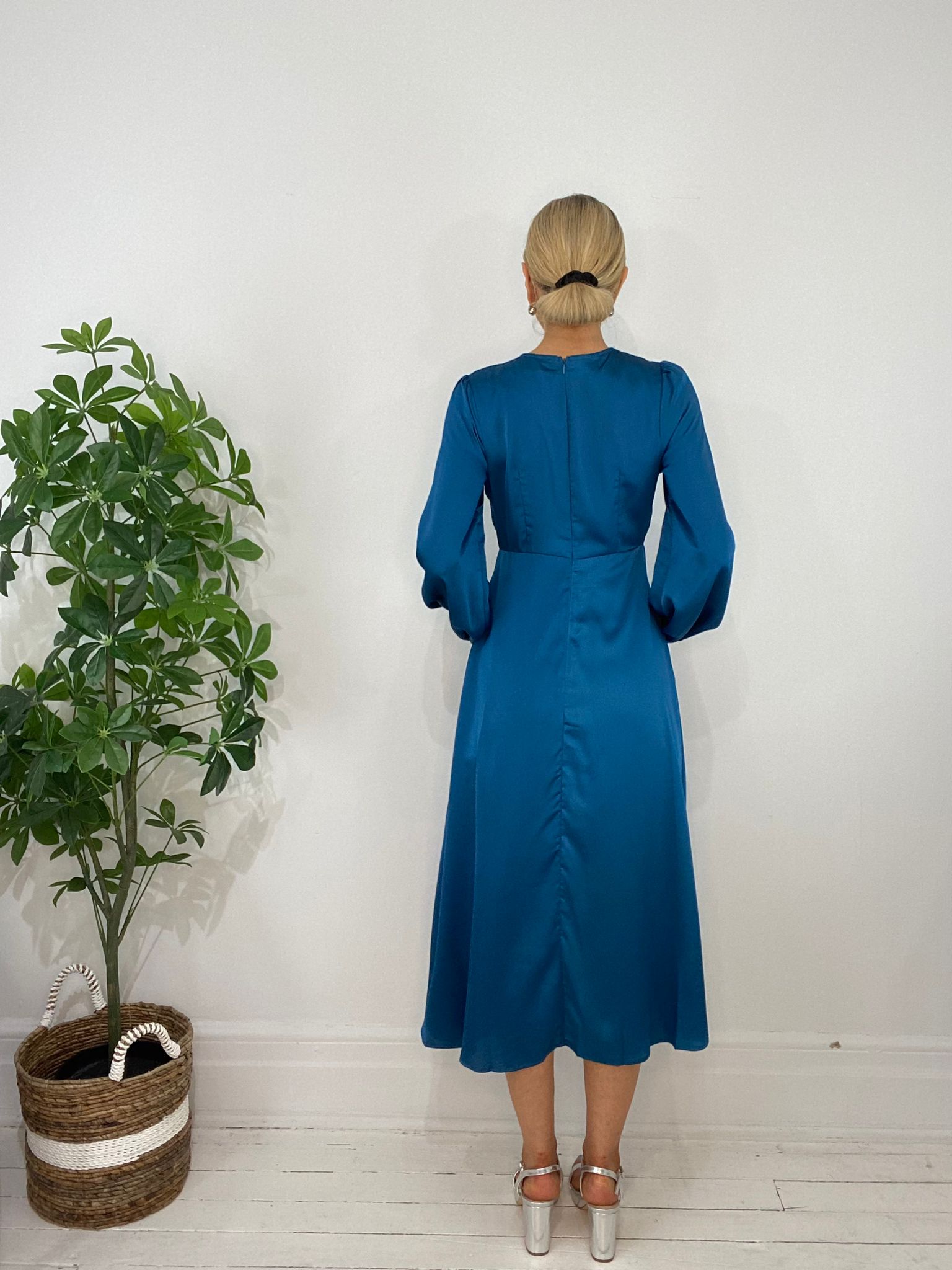 8230206 DRESS