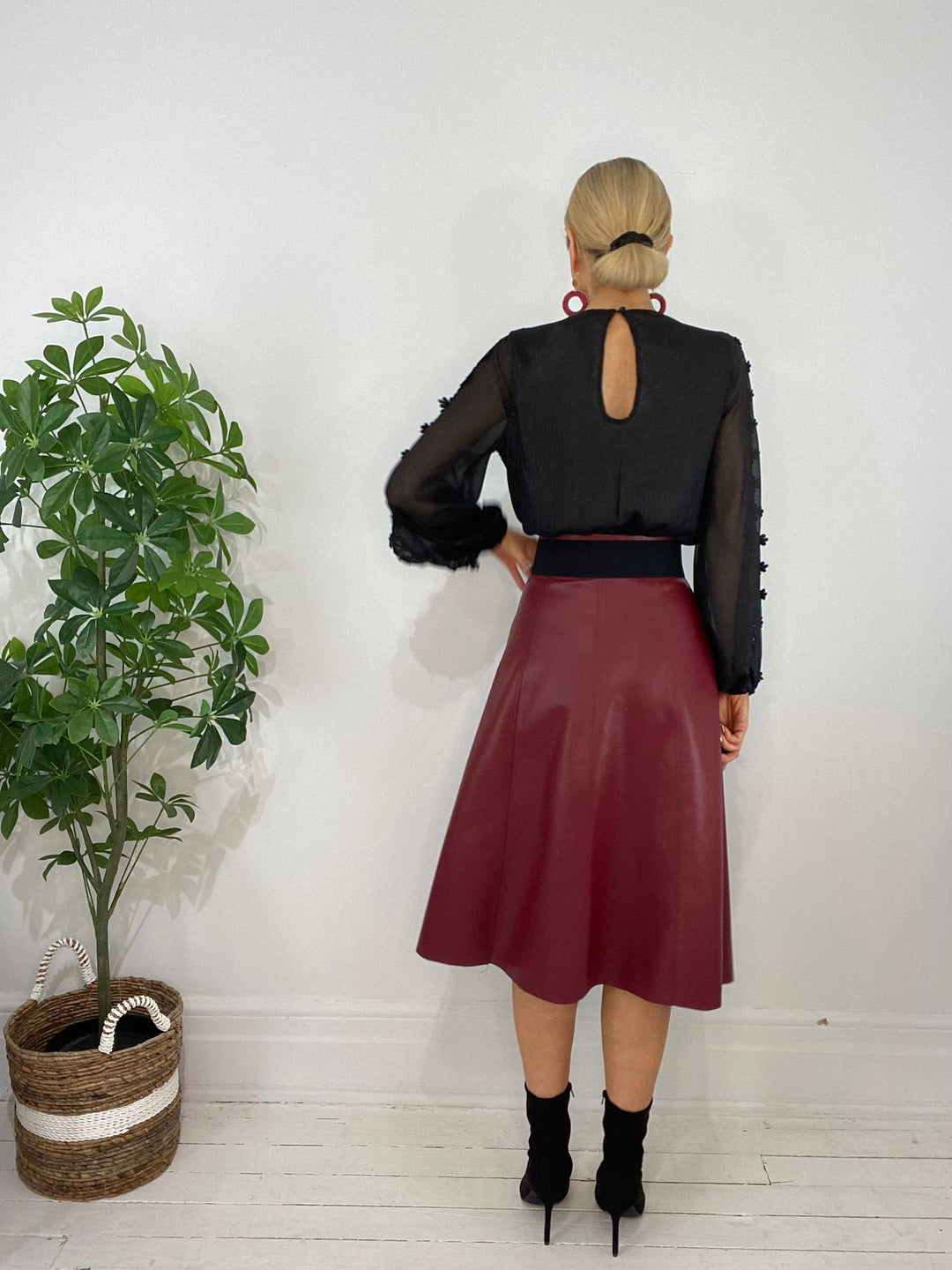 9220308 SKIRT