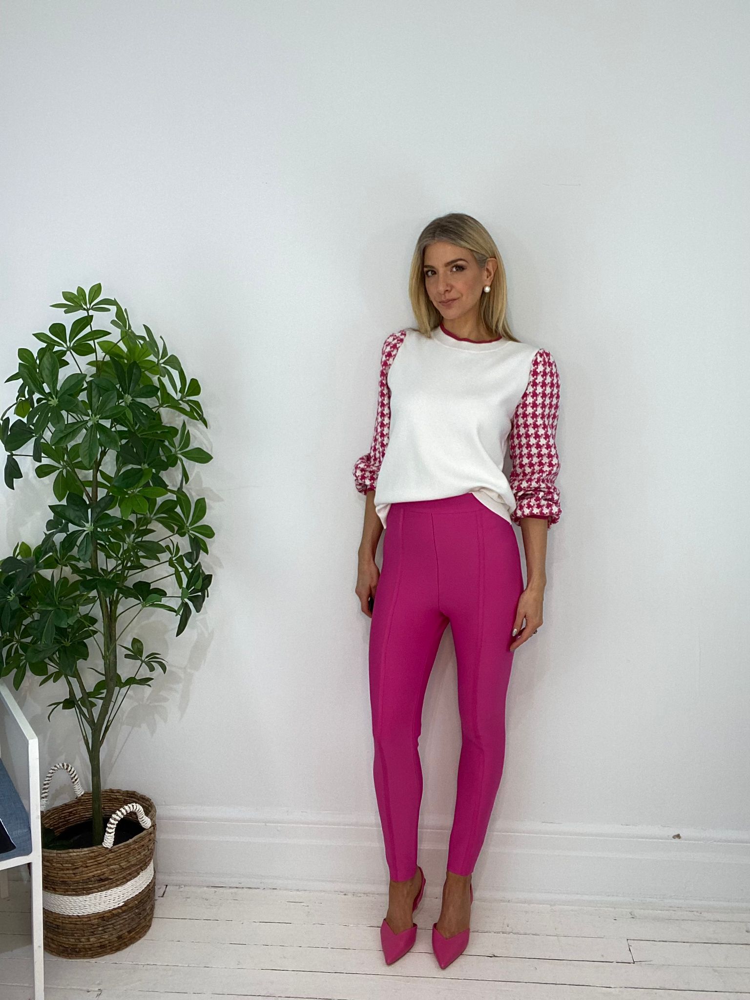 9220322 SWEATER