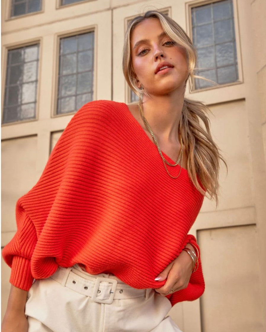 8230131 SWEATER
