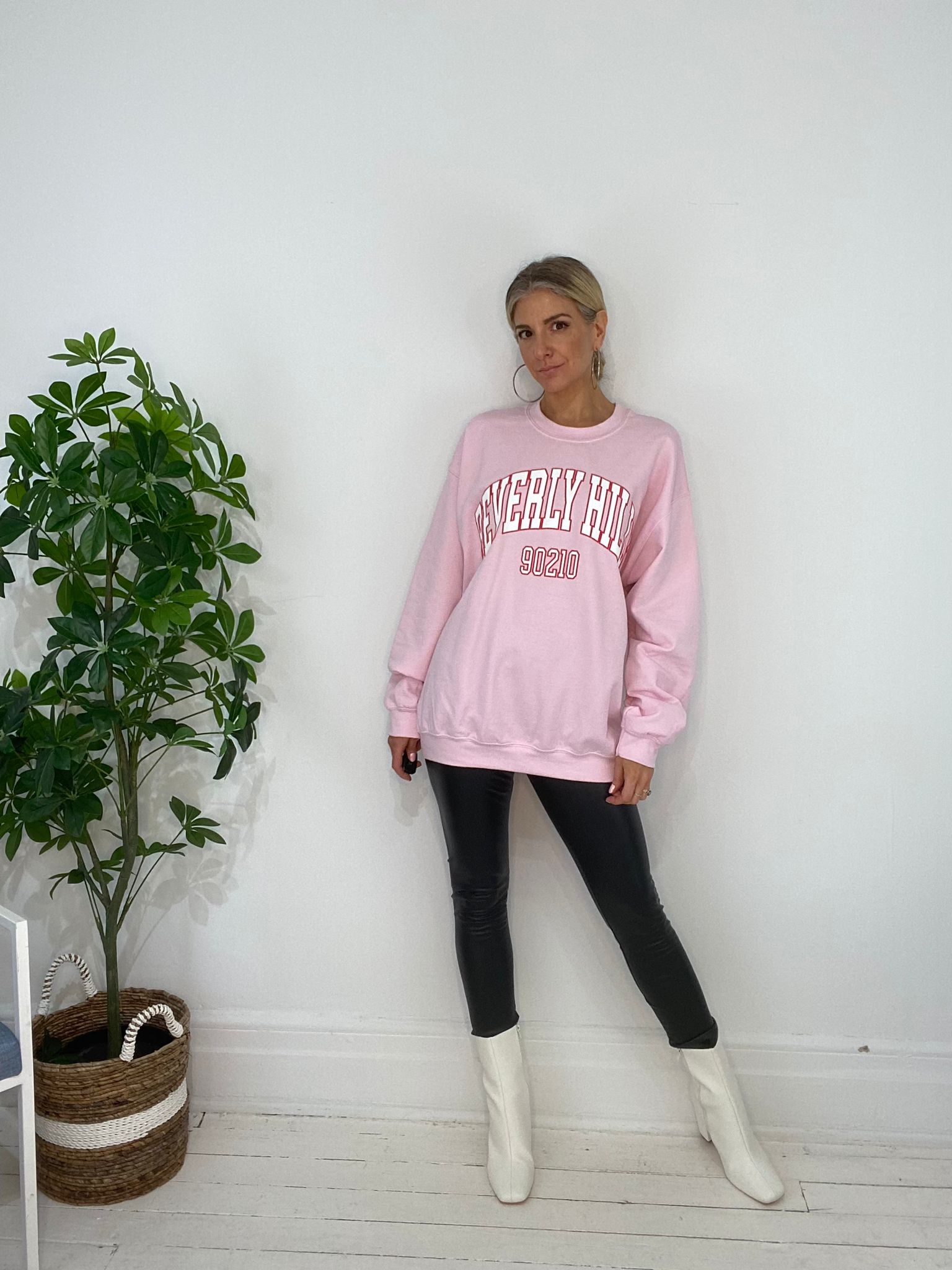 8230239 SWEATER
