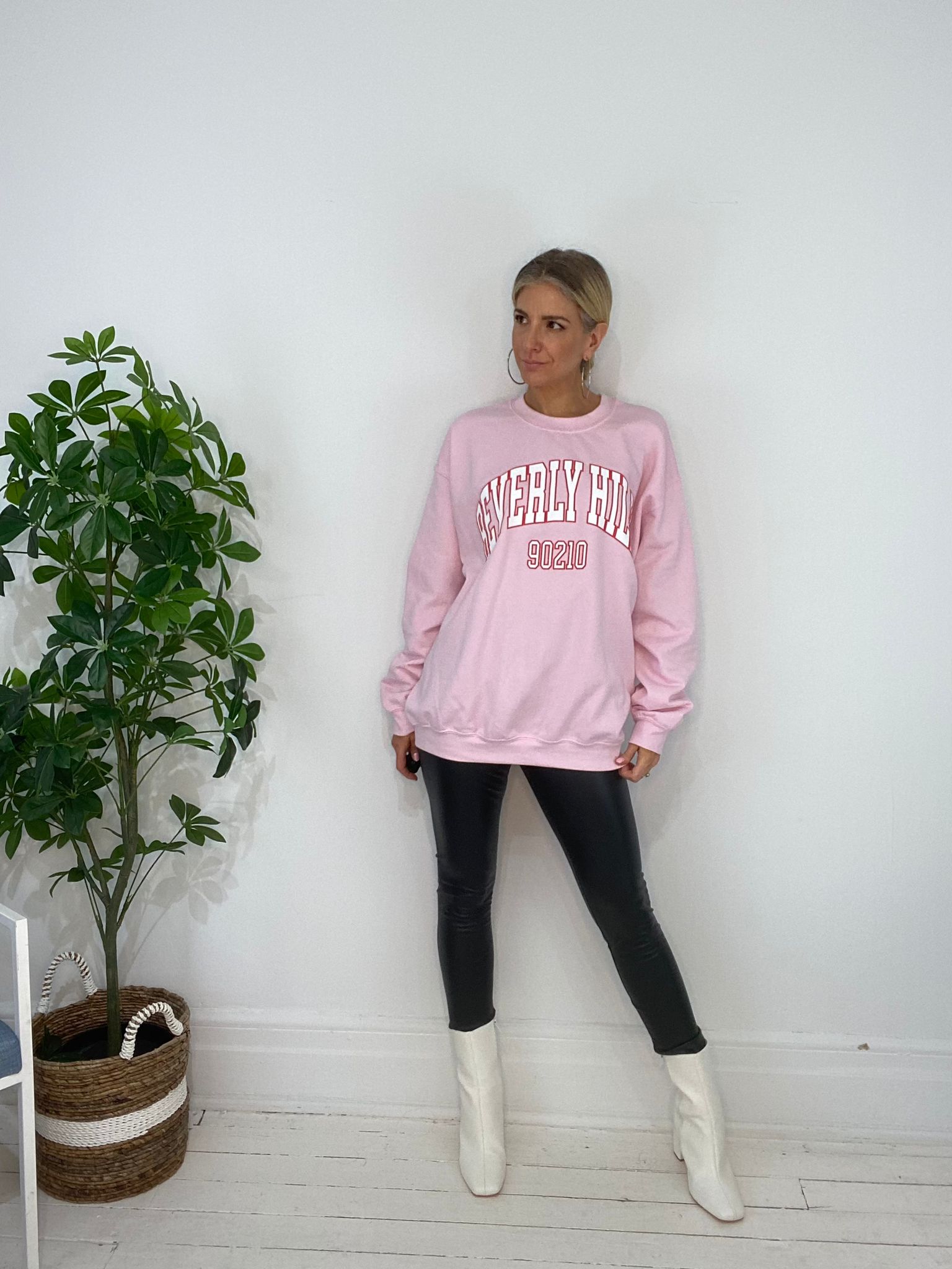 8230239 SWEATER
