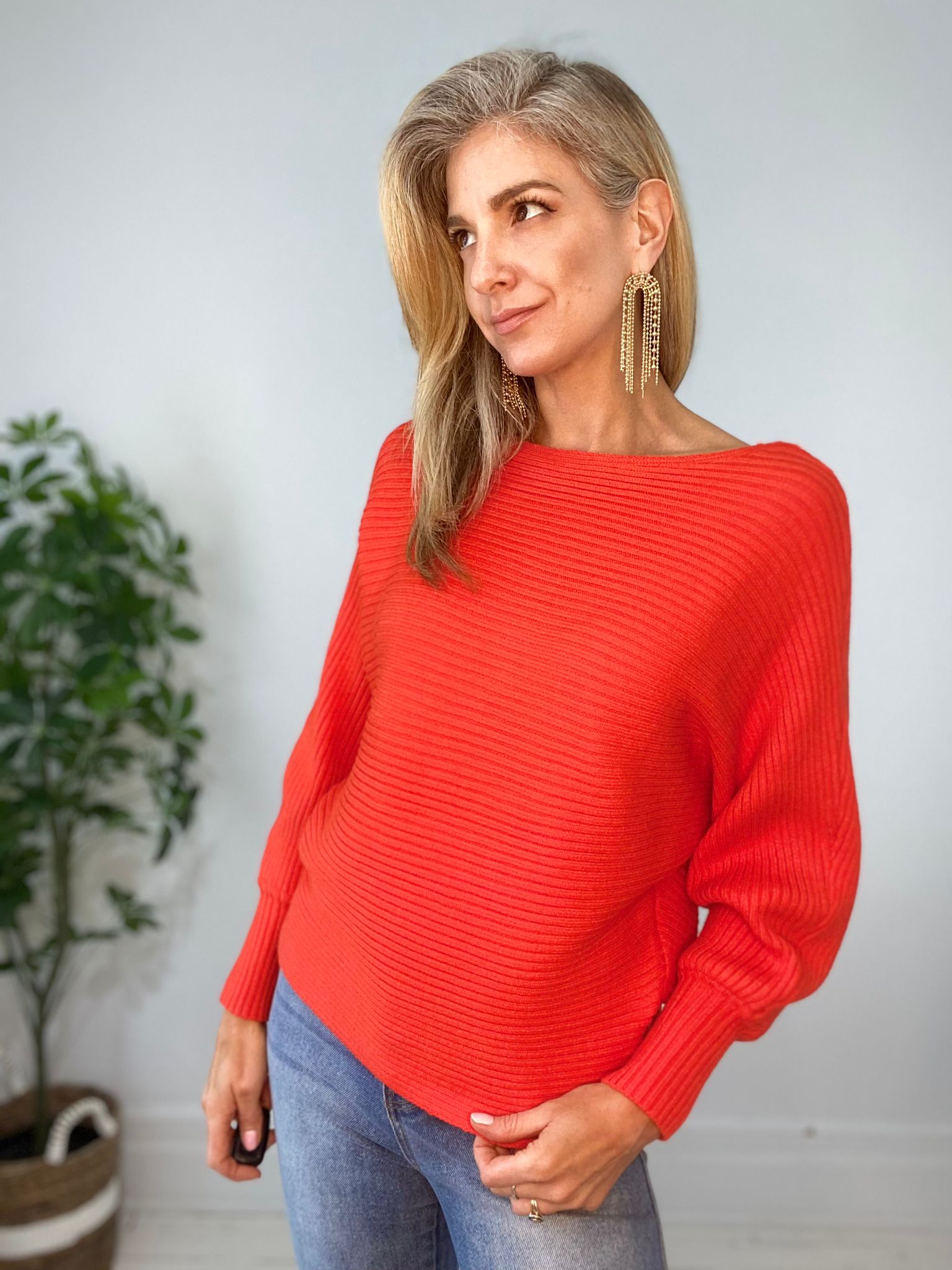 8230131 SWEATER
