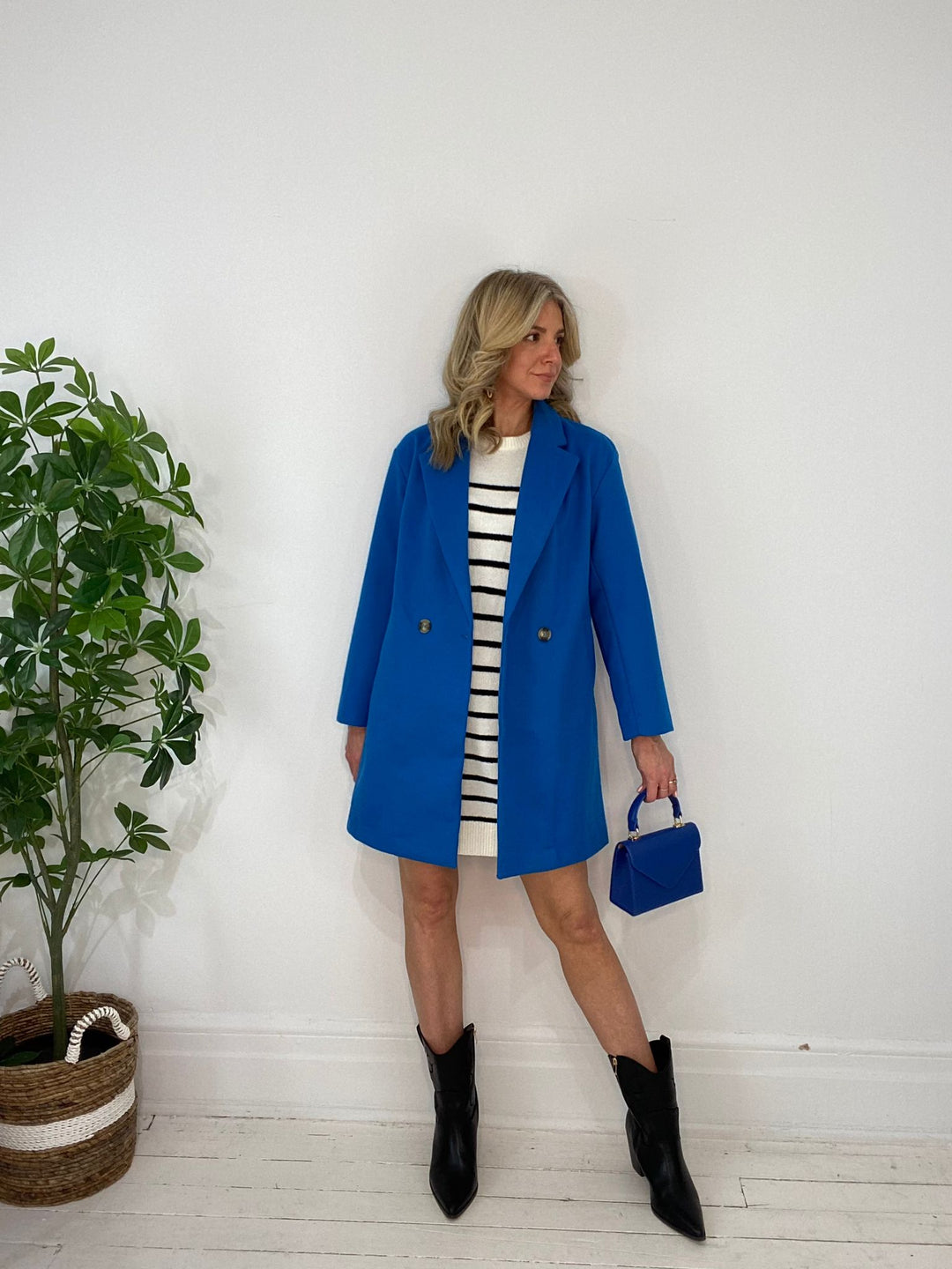 8230097 COAT
