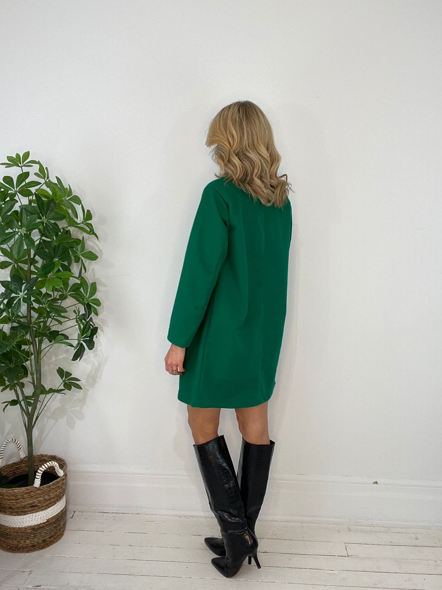 8230098 COAT