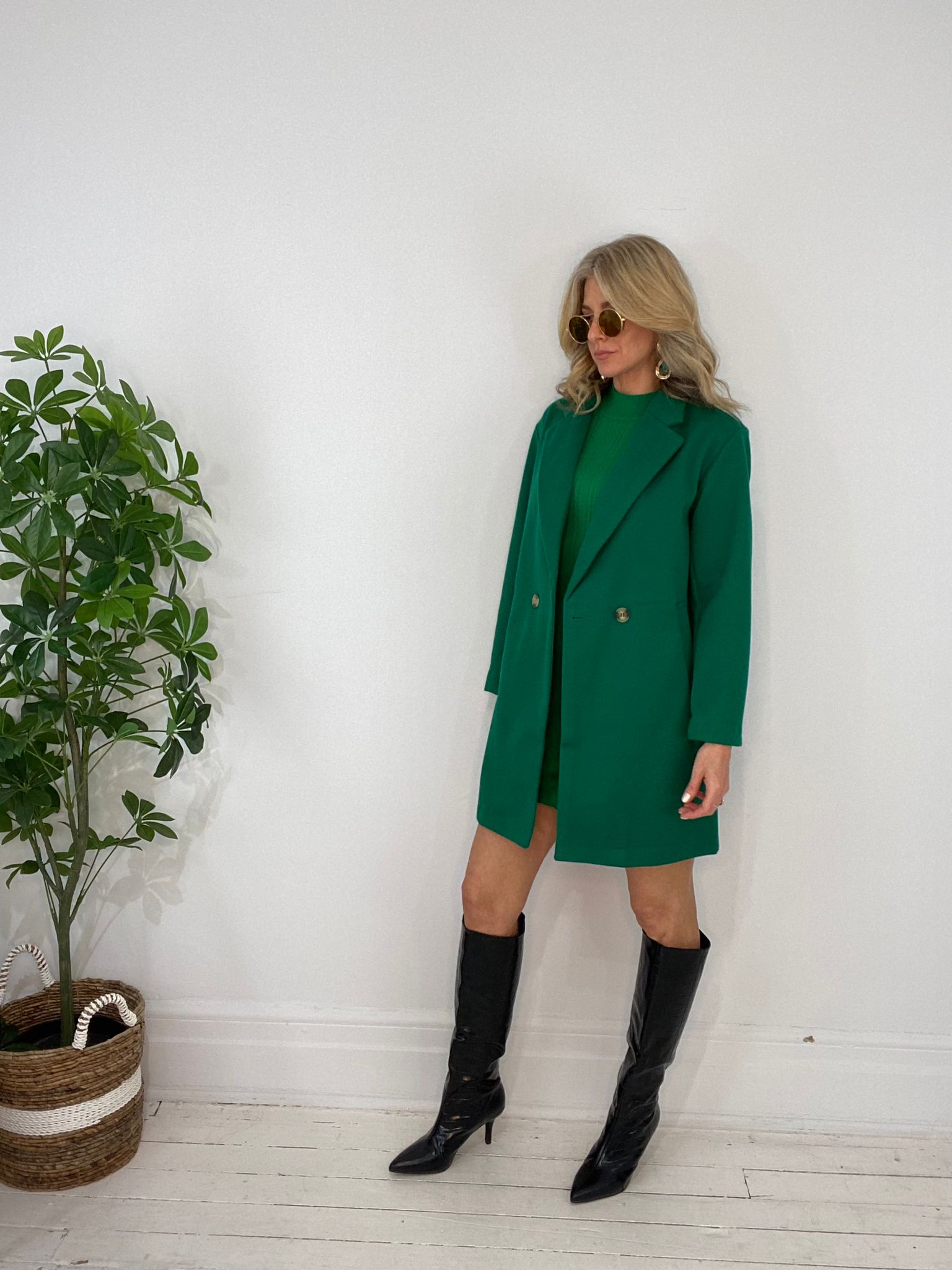 8230098 COAT