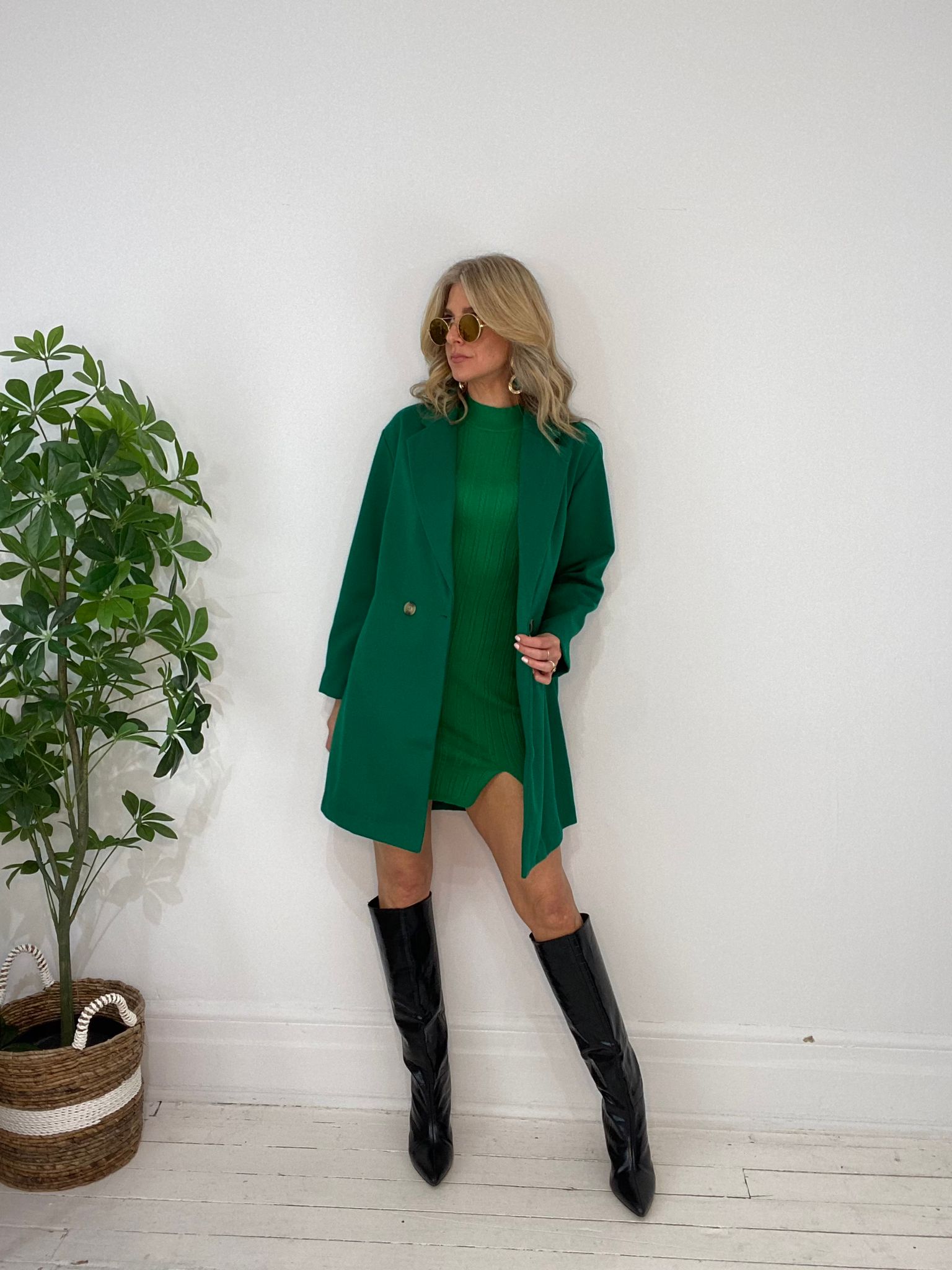 8230098 COAT