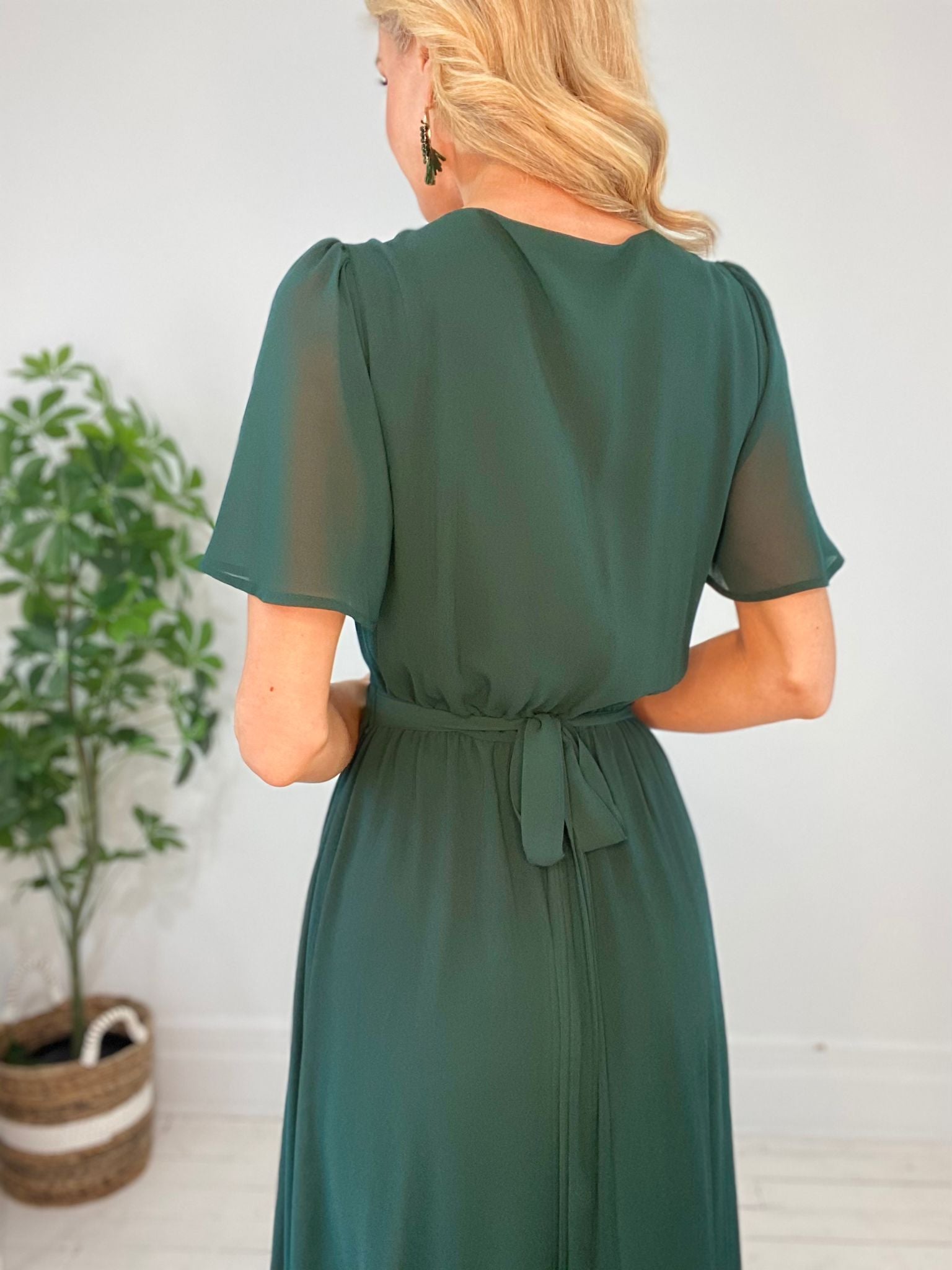 8230172 DRESS