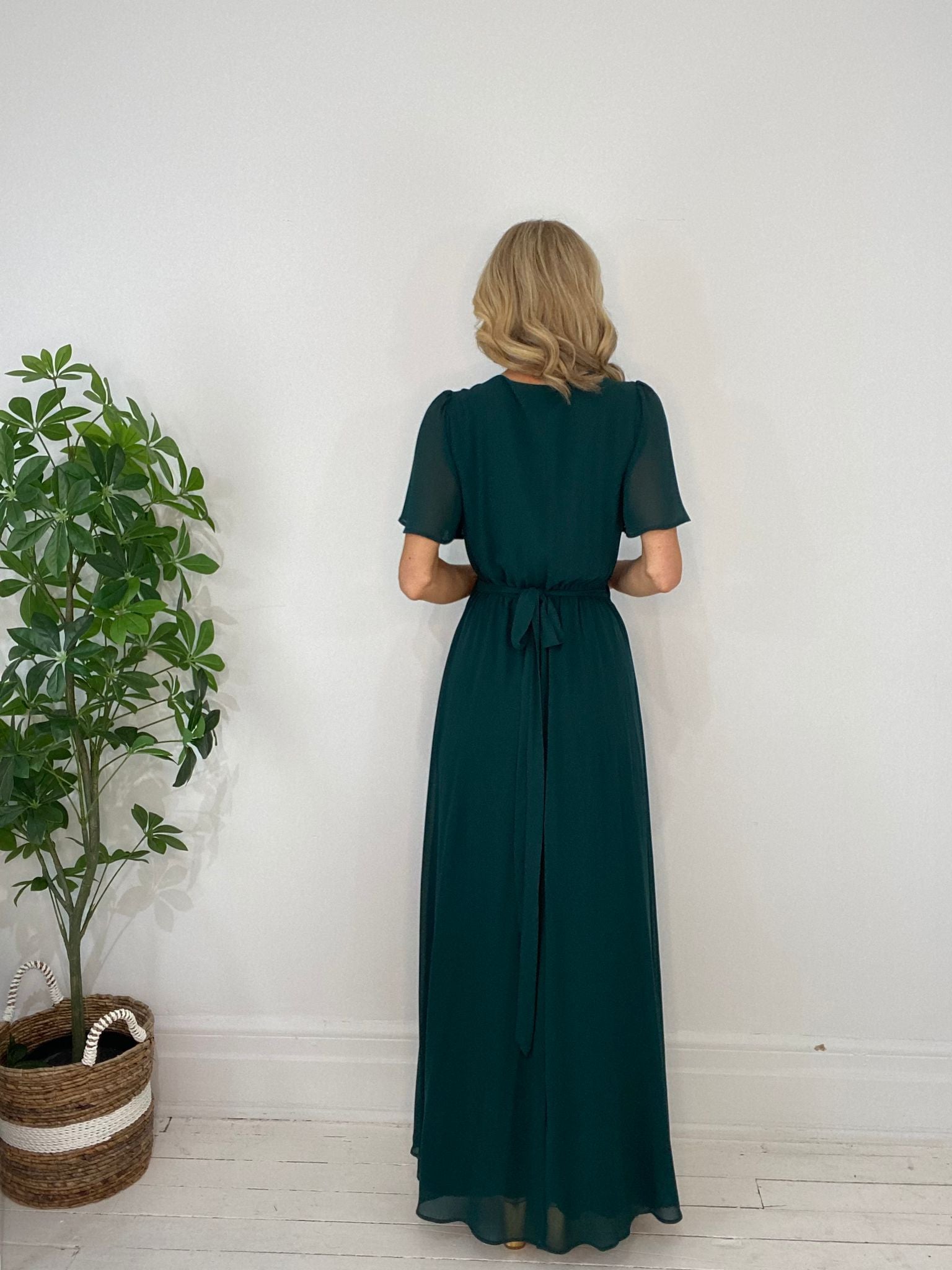 8230172 DRESS