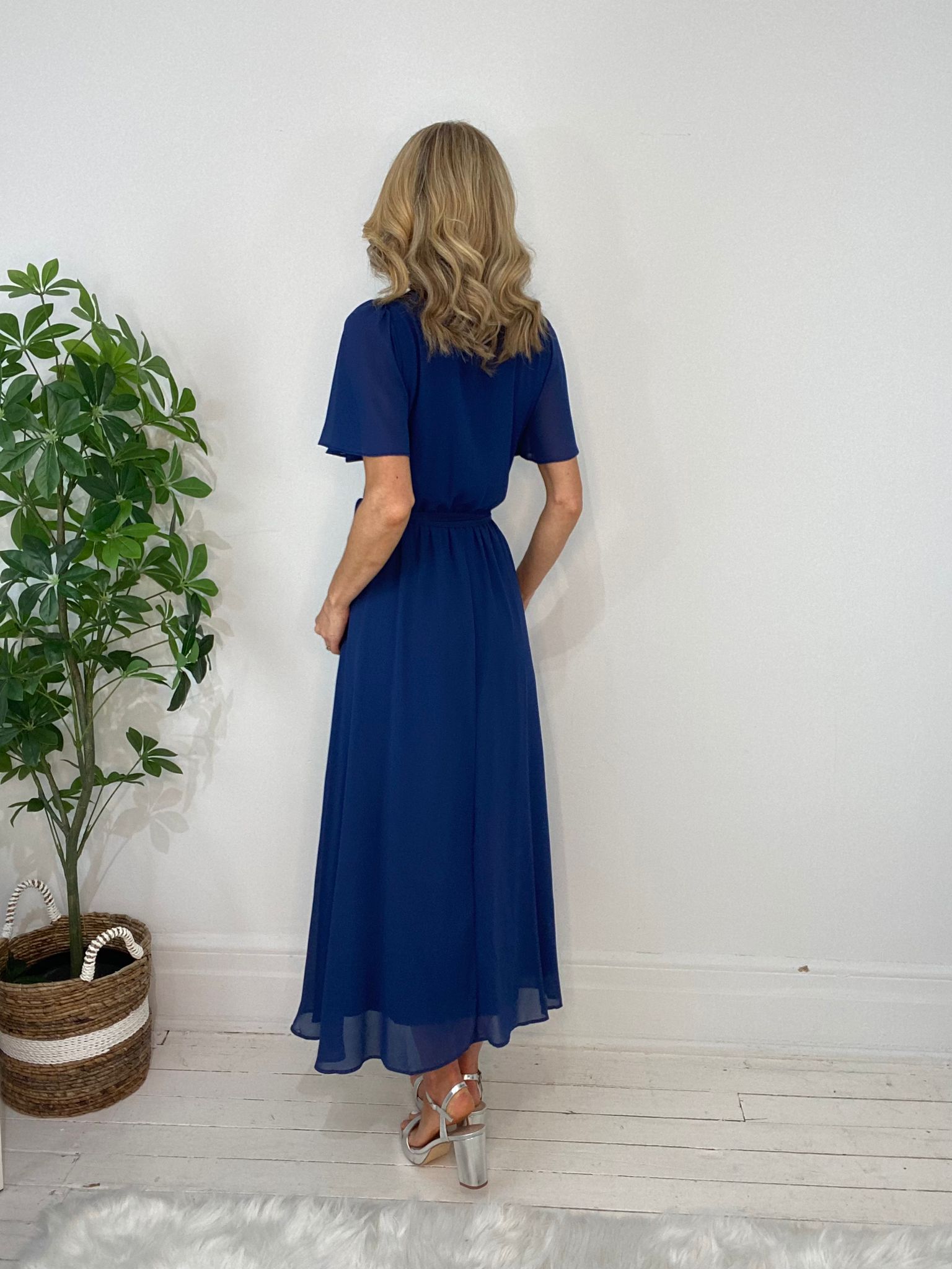 8230168 DRESS
