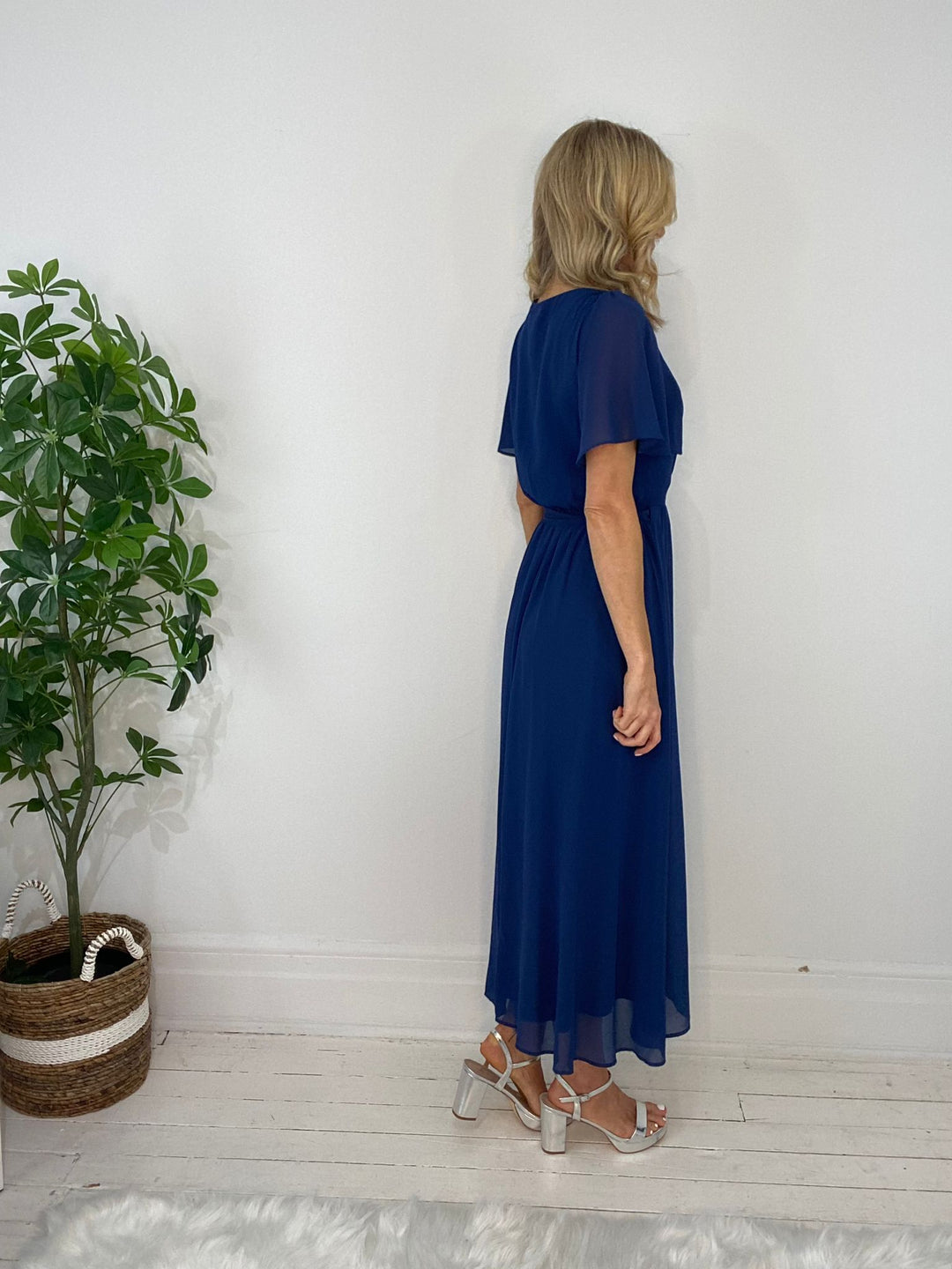 8230168 DRESS