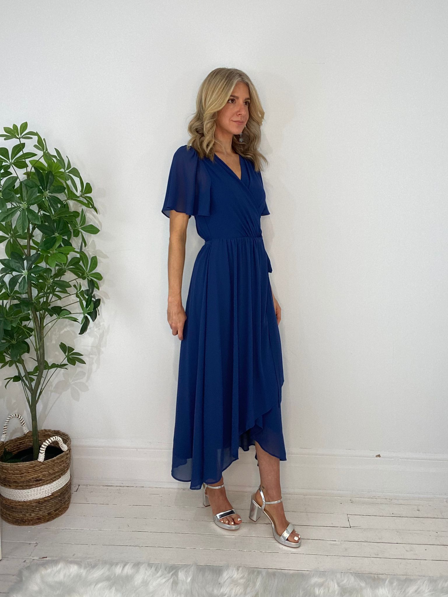 8230168 DRESS