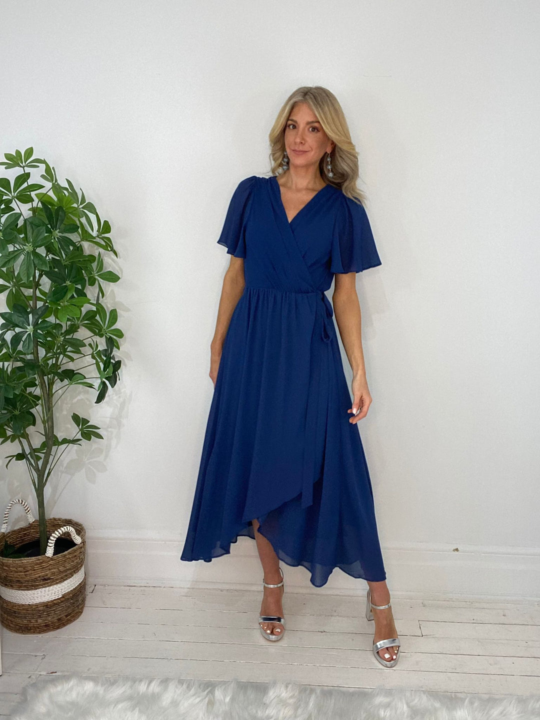 8230168 DRESS