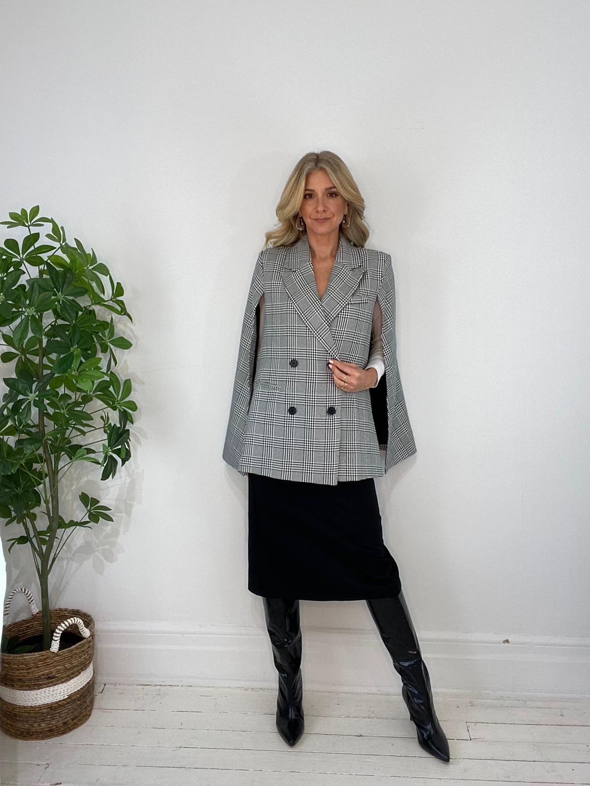 8230153 CAPE BLAZER