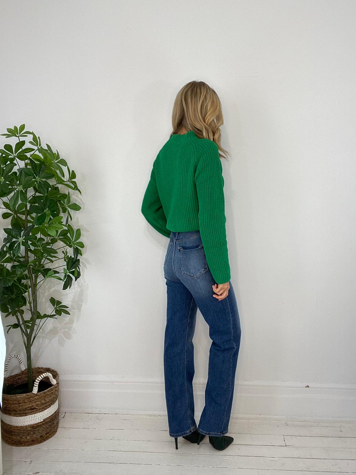 8230113 SWEATER