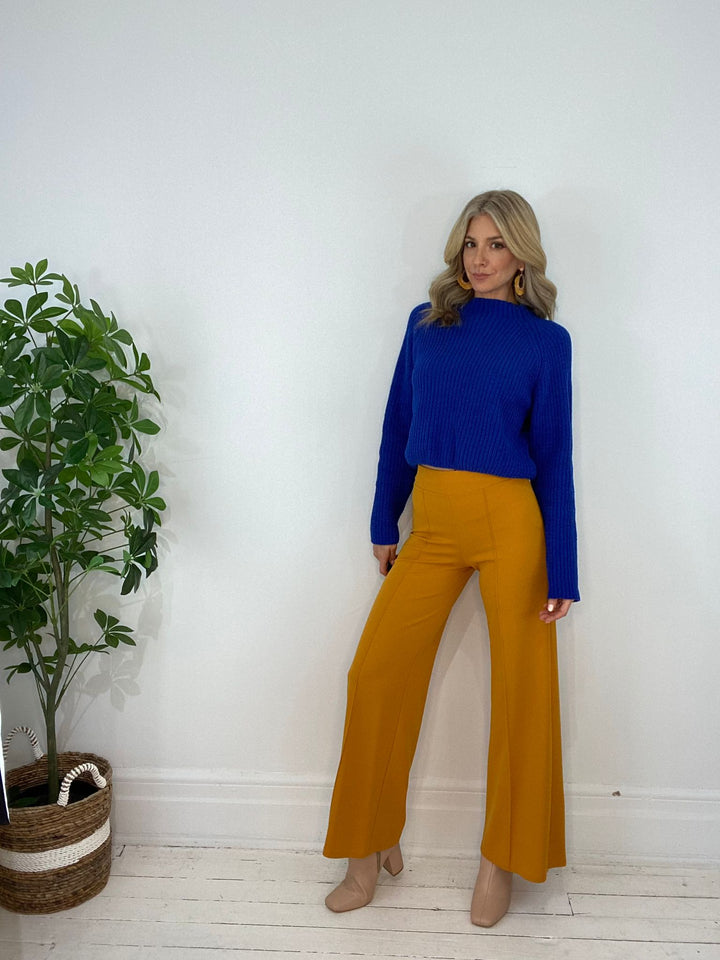 8230116 SWEATER