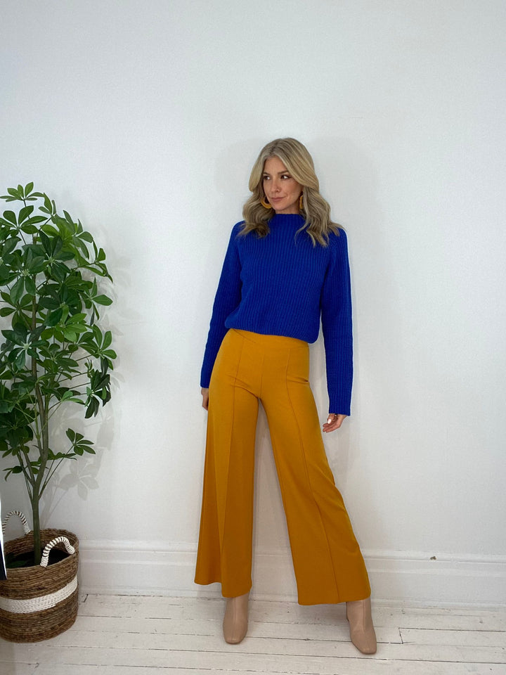 8230116 SWEATER