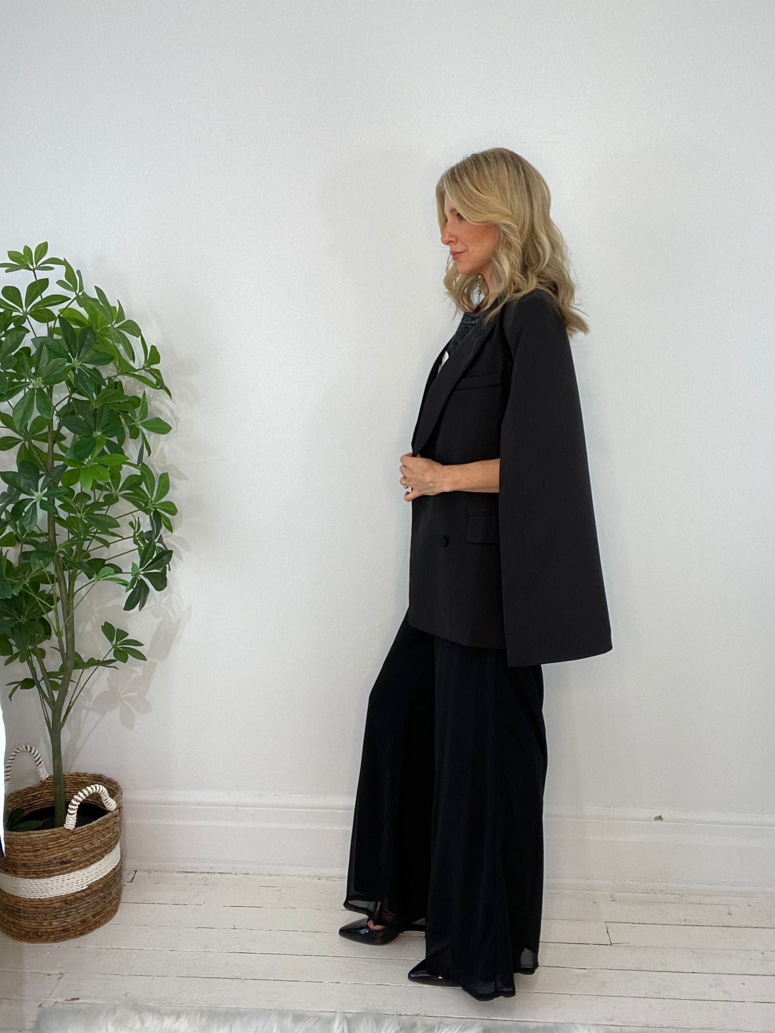 8230150 CAPE BLAZER