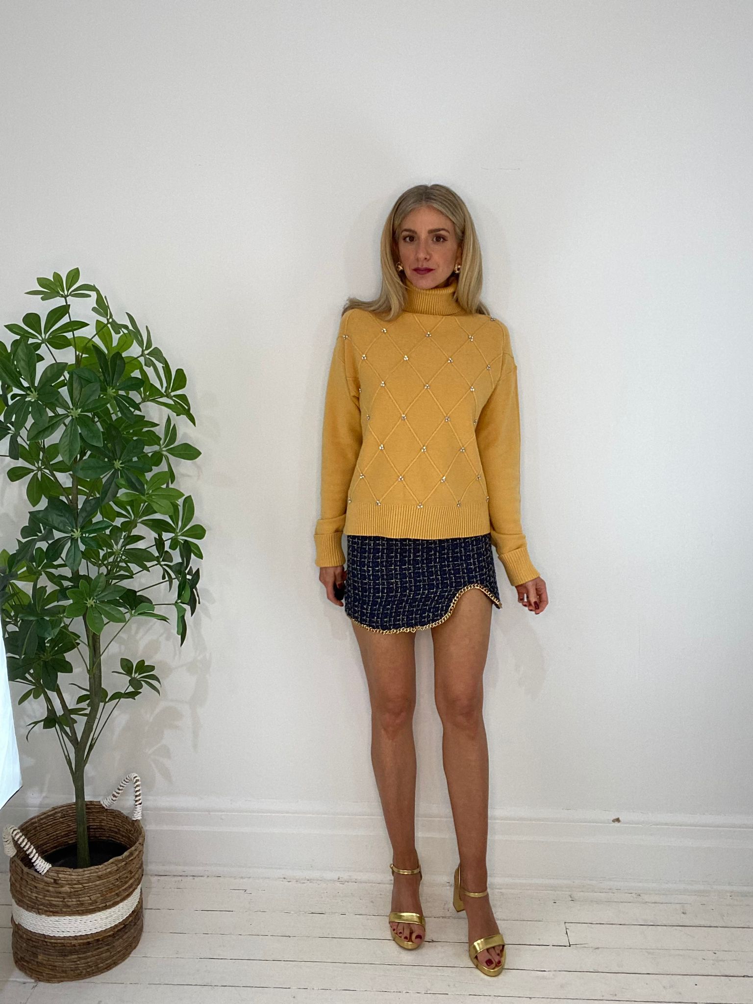 11230096 SWEATER