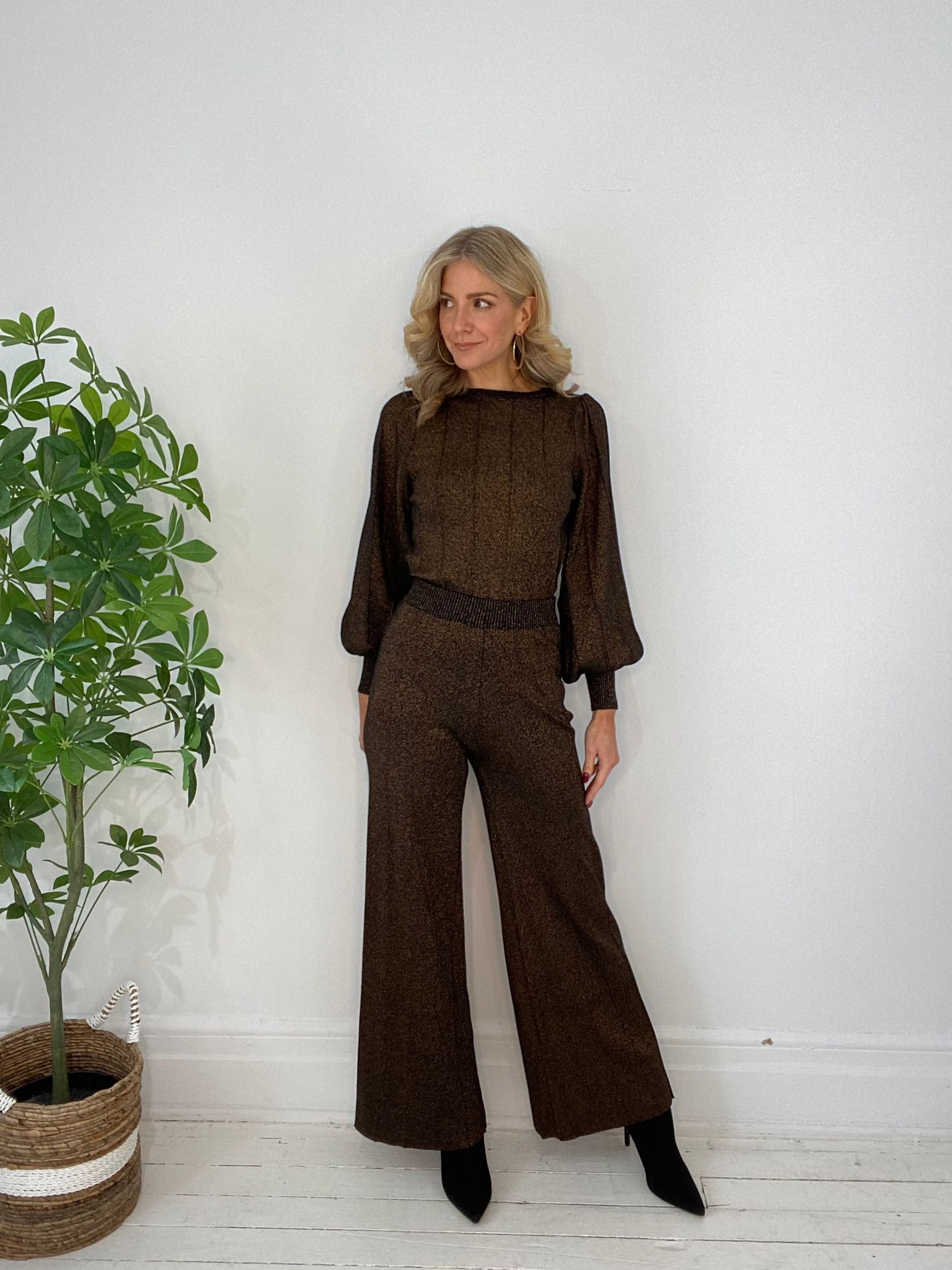 11230047 SWEATER