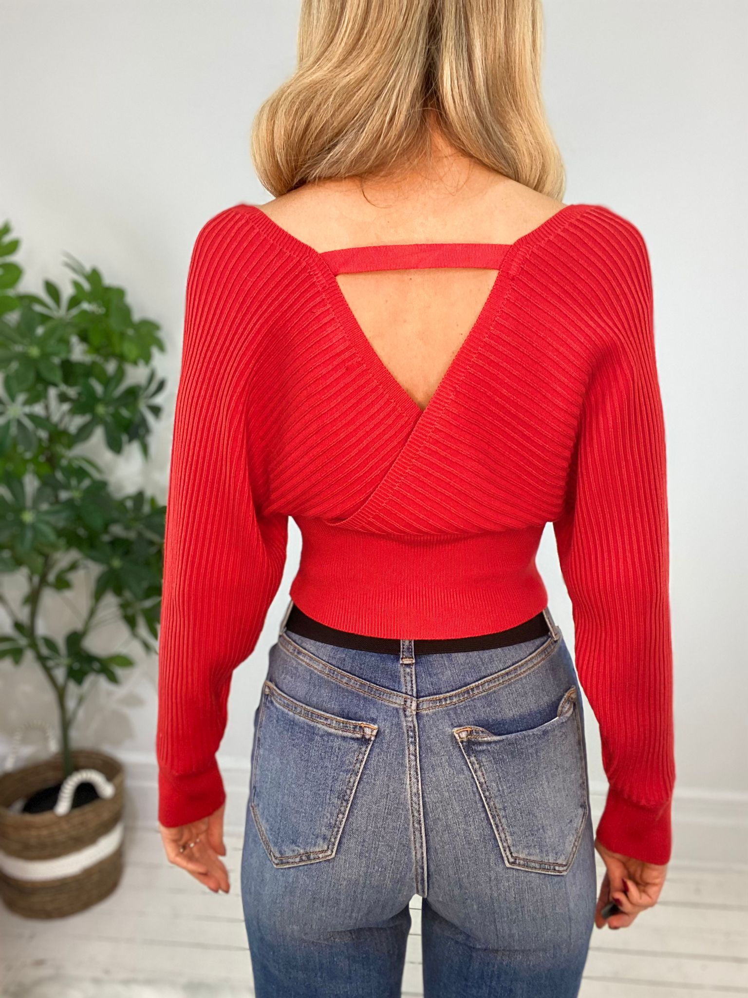11230124 SWEATER