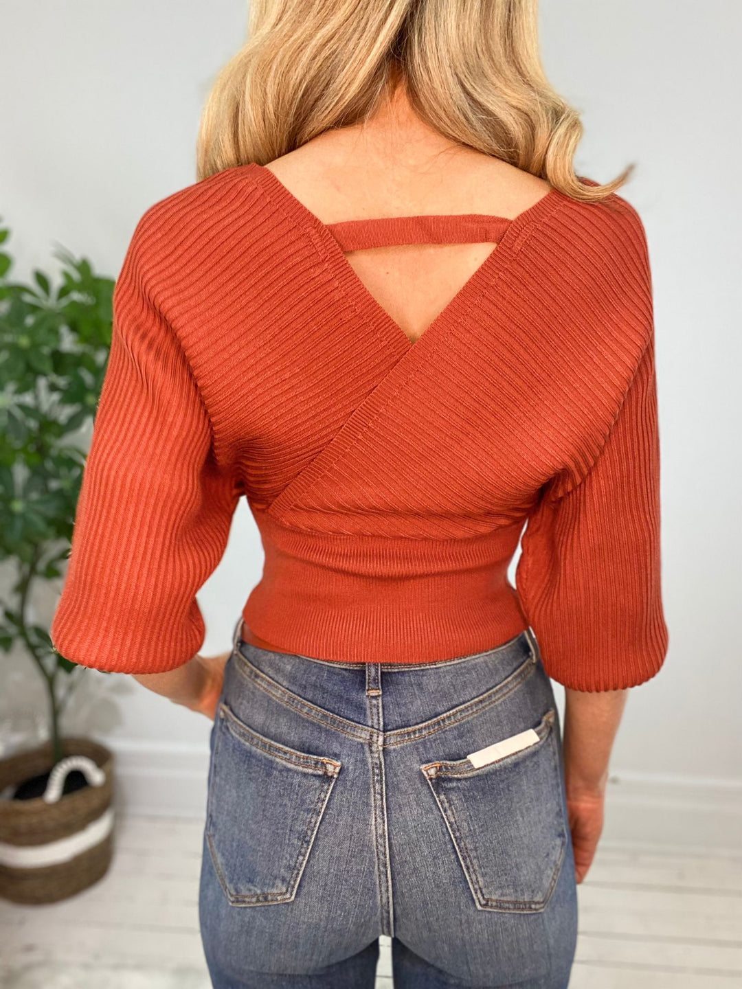 11230125 SWEATER