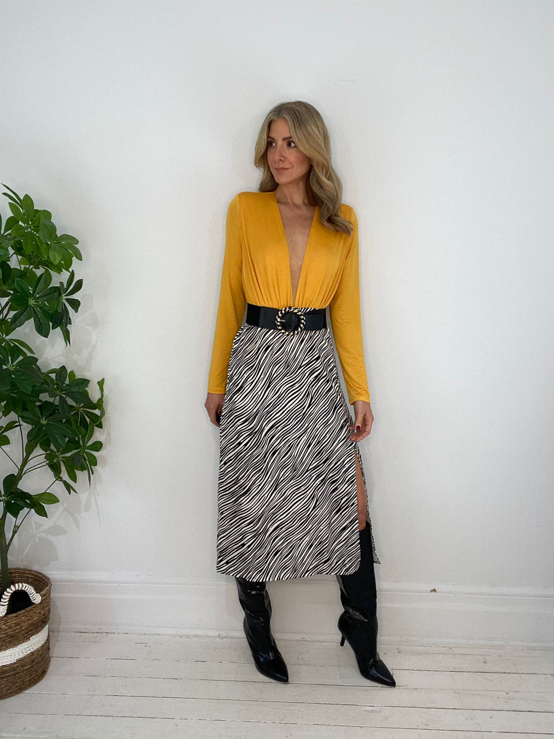 8230186 SKIRT