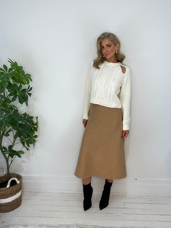 8230111 SWEATER
