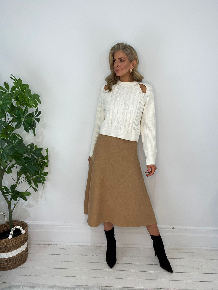 8230111 SWEATER