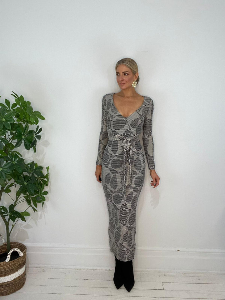 11230009 DRESS