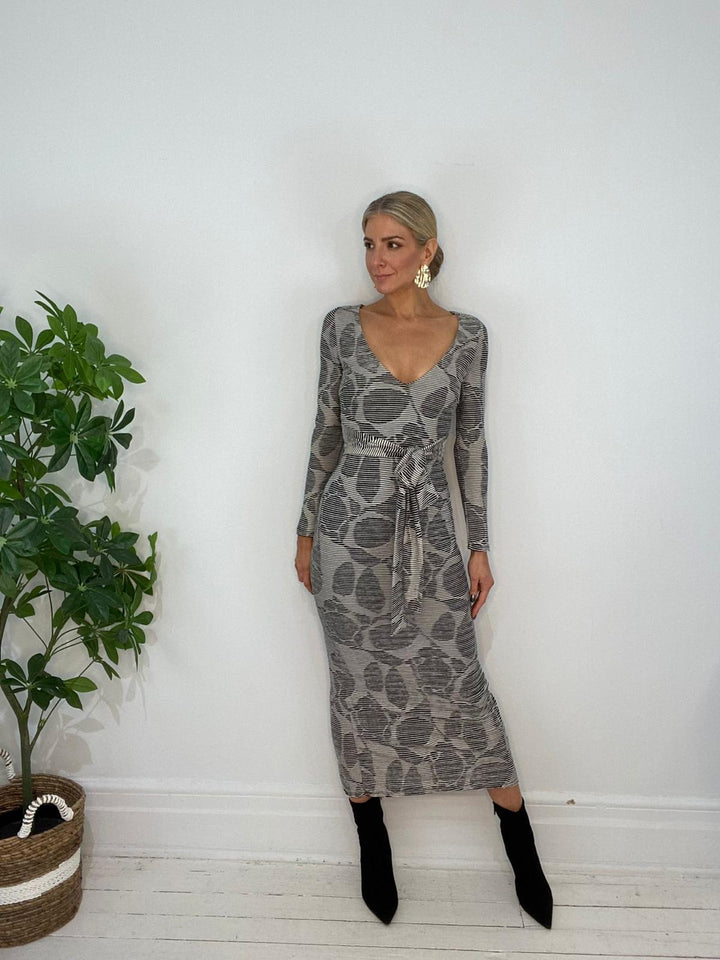 11230009 DRESS