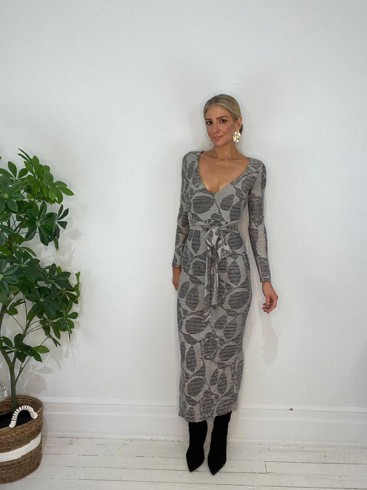 11230009 DRESS