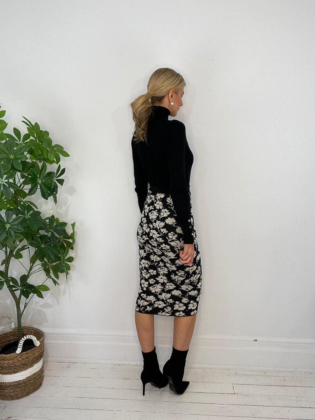 11230045 SKIRT