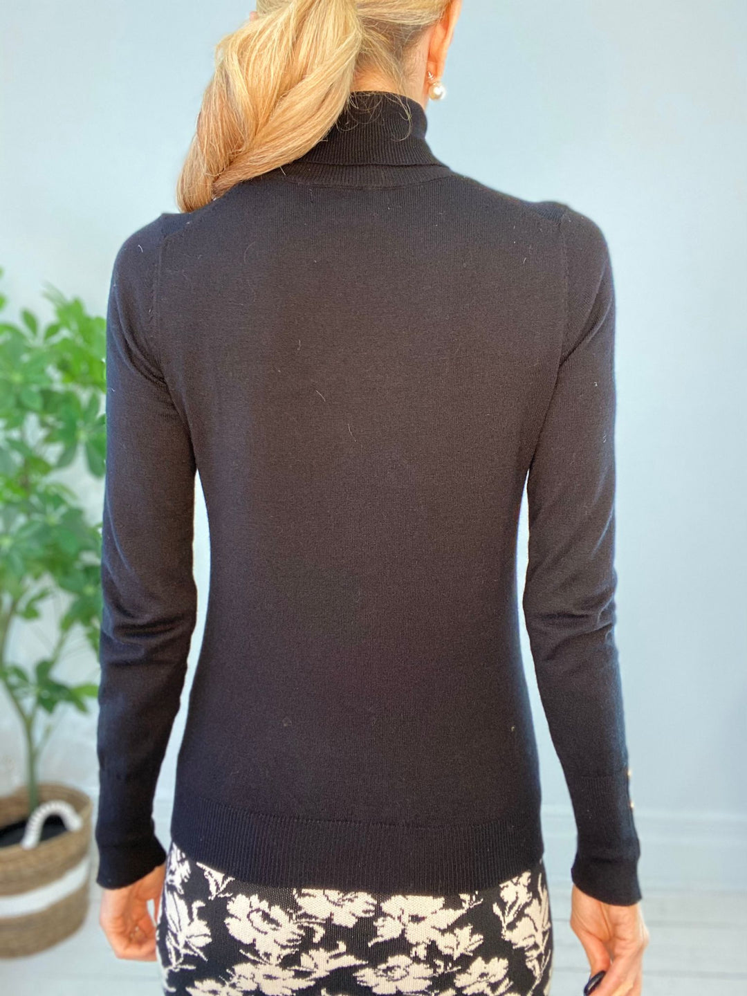 11230128 SWEATER