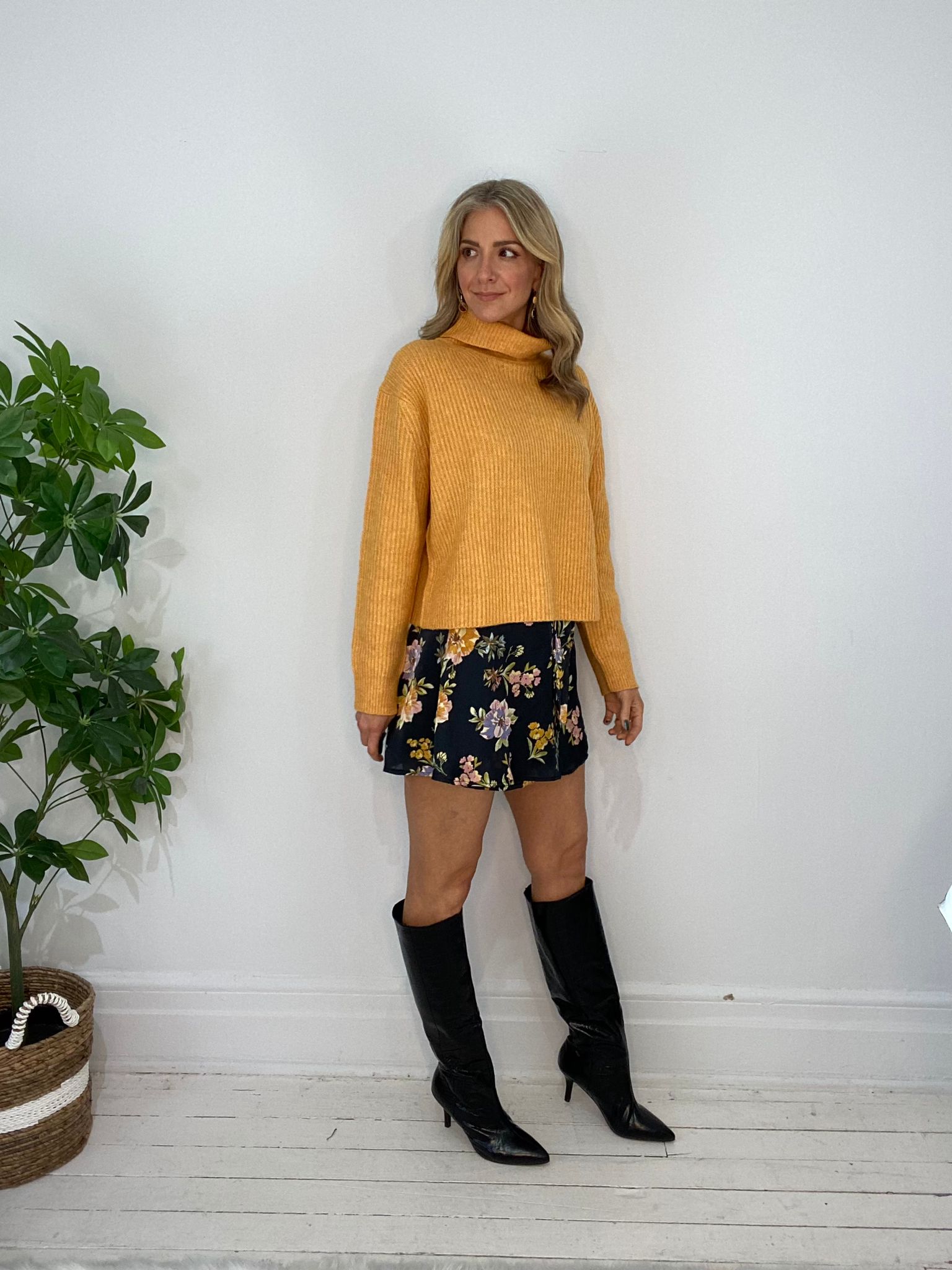 11230127 SWEATER